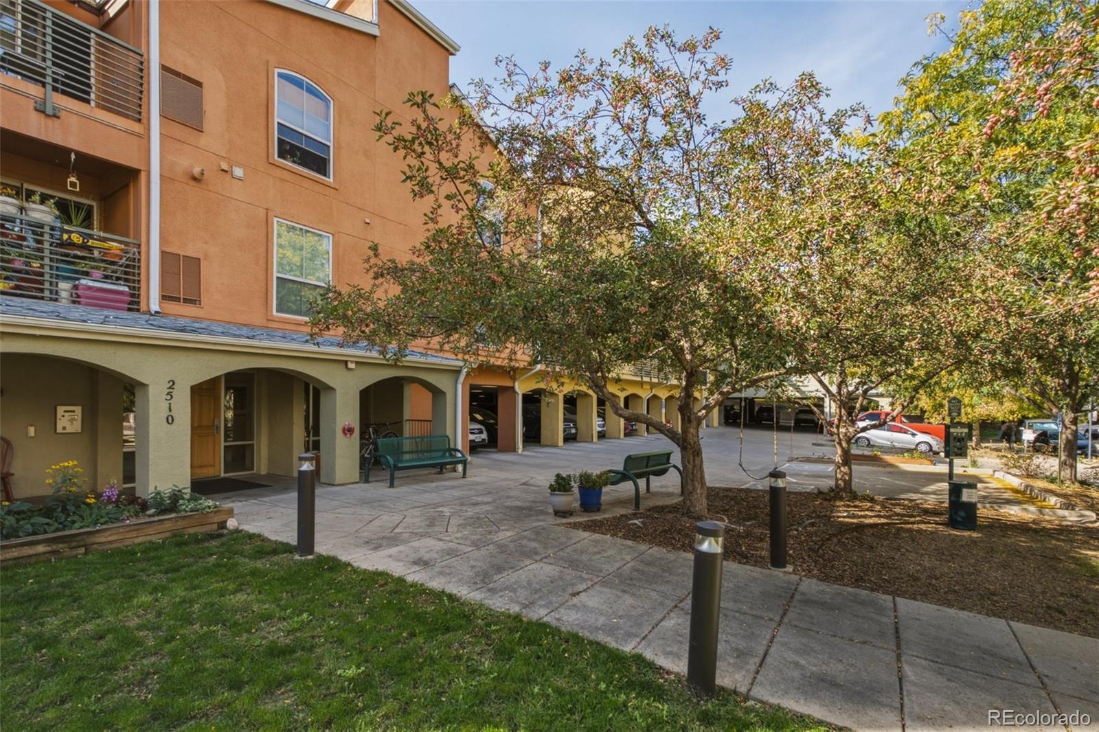 2510 Taft Drive Unit 302 — photo