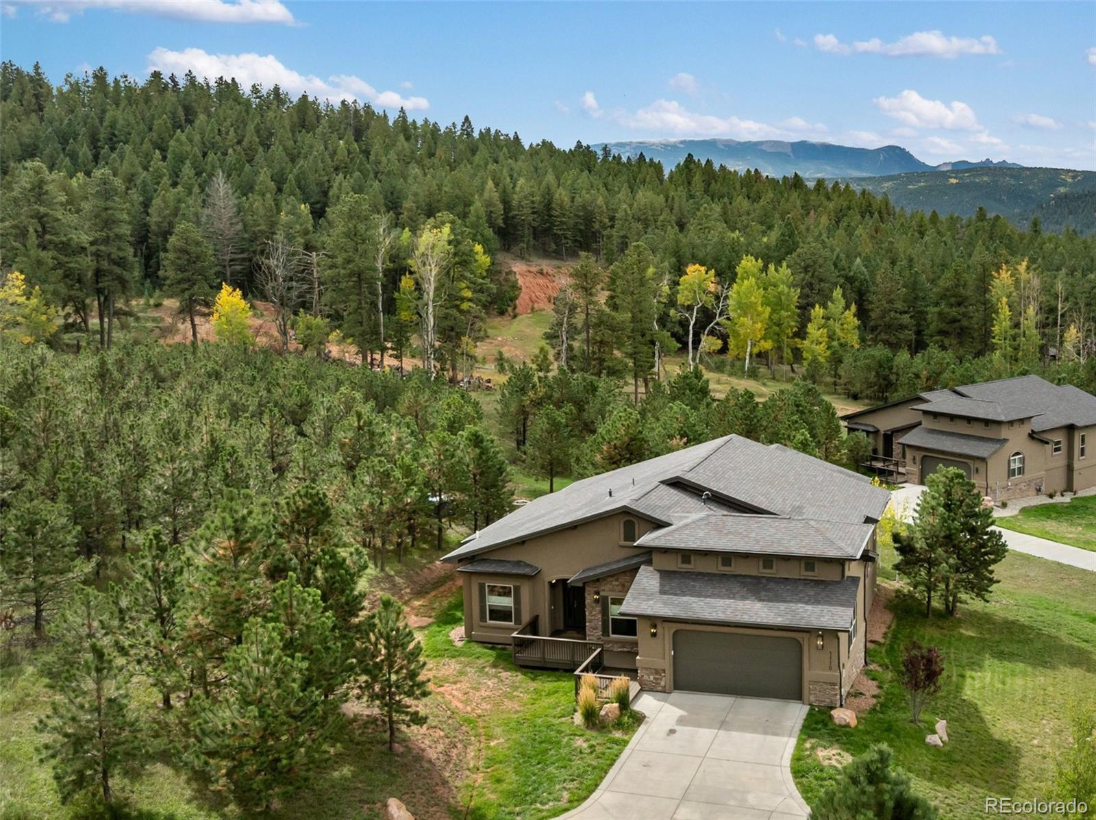 1110 Highlands Court — photo