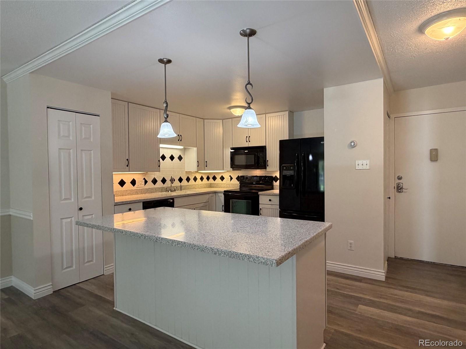 9385 E Center Avenue Unit 7a — photo