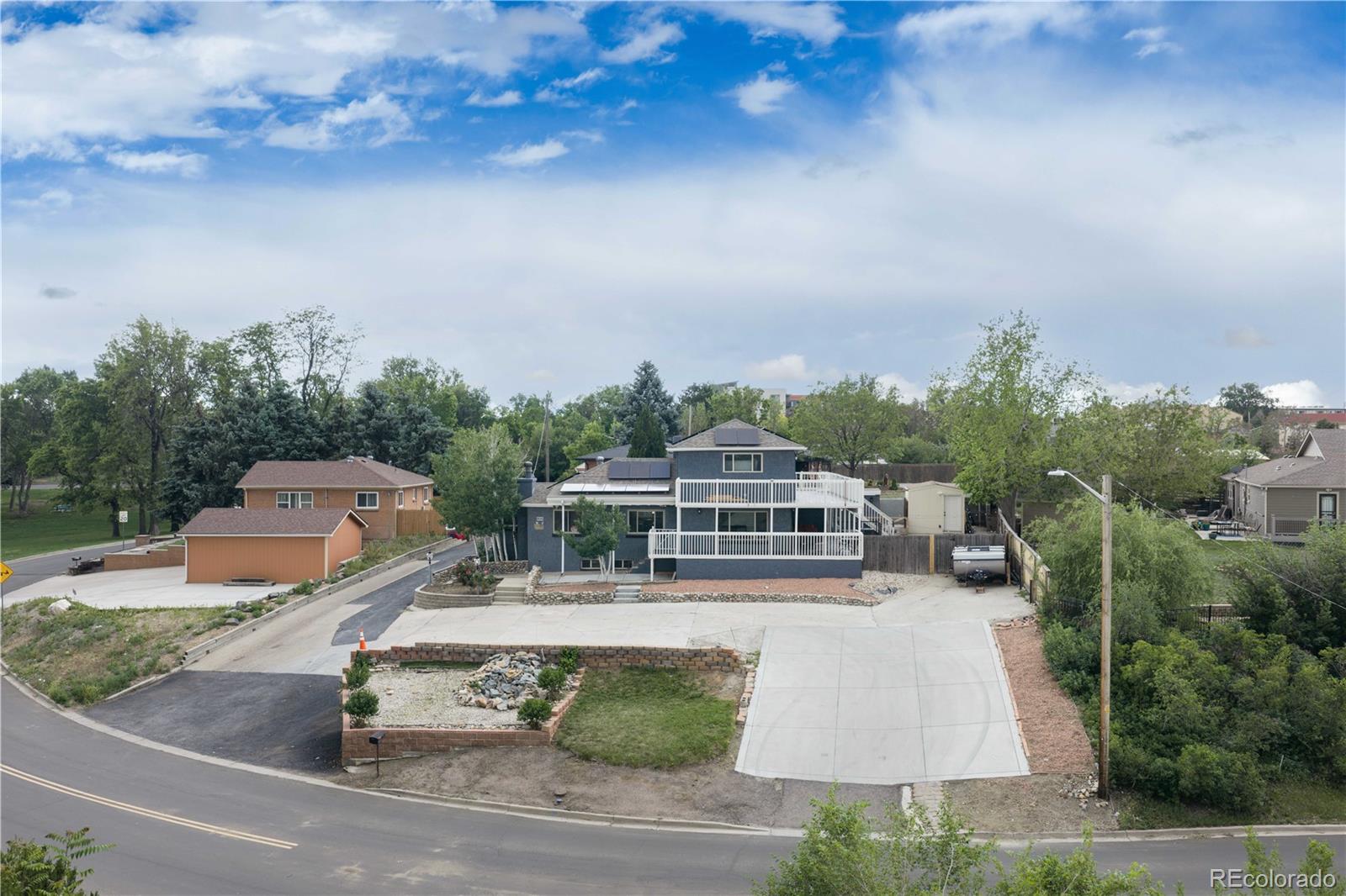 5425 Columbine Lane — photo