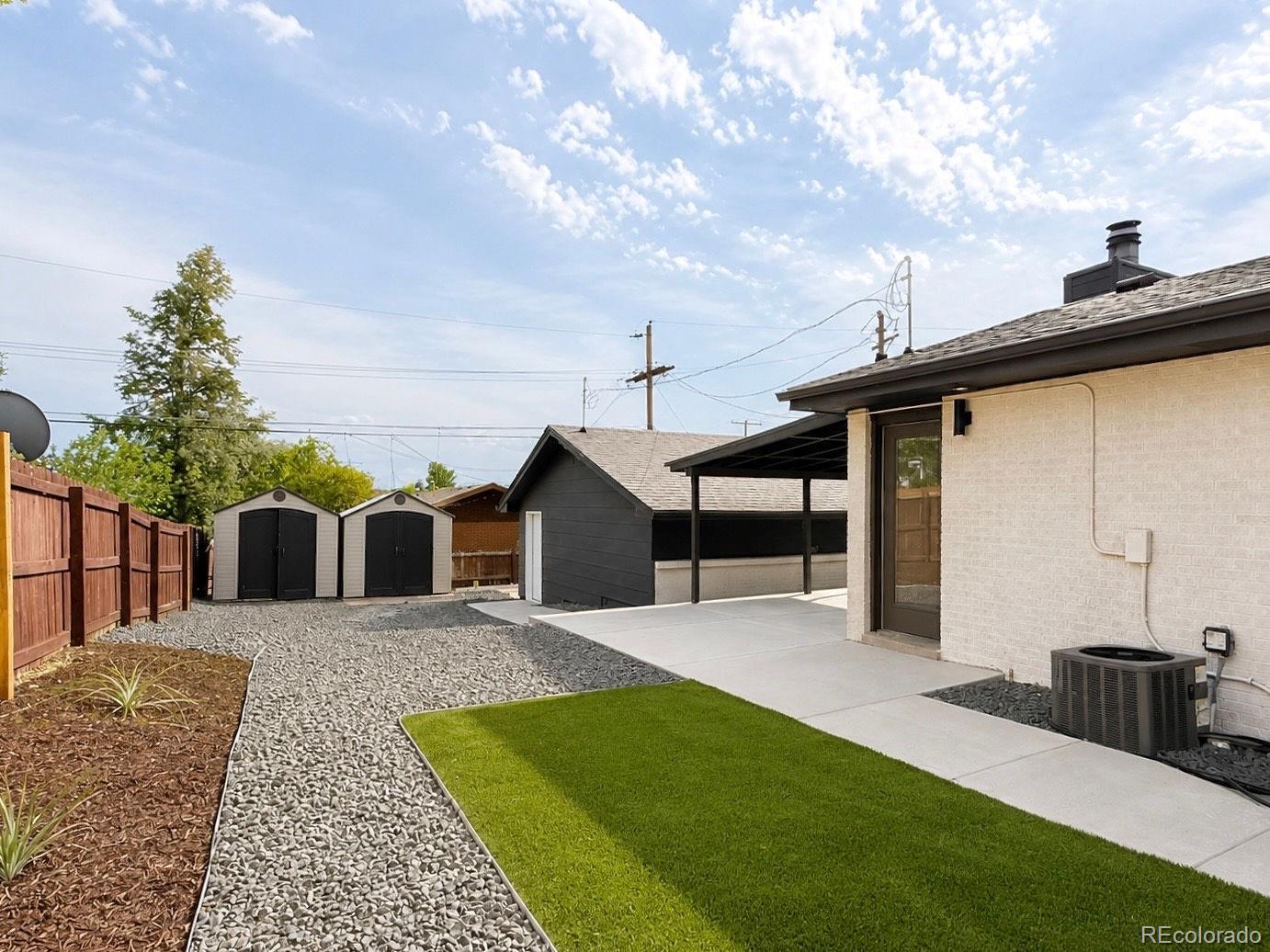 6130 Lamar Street — photo