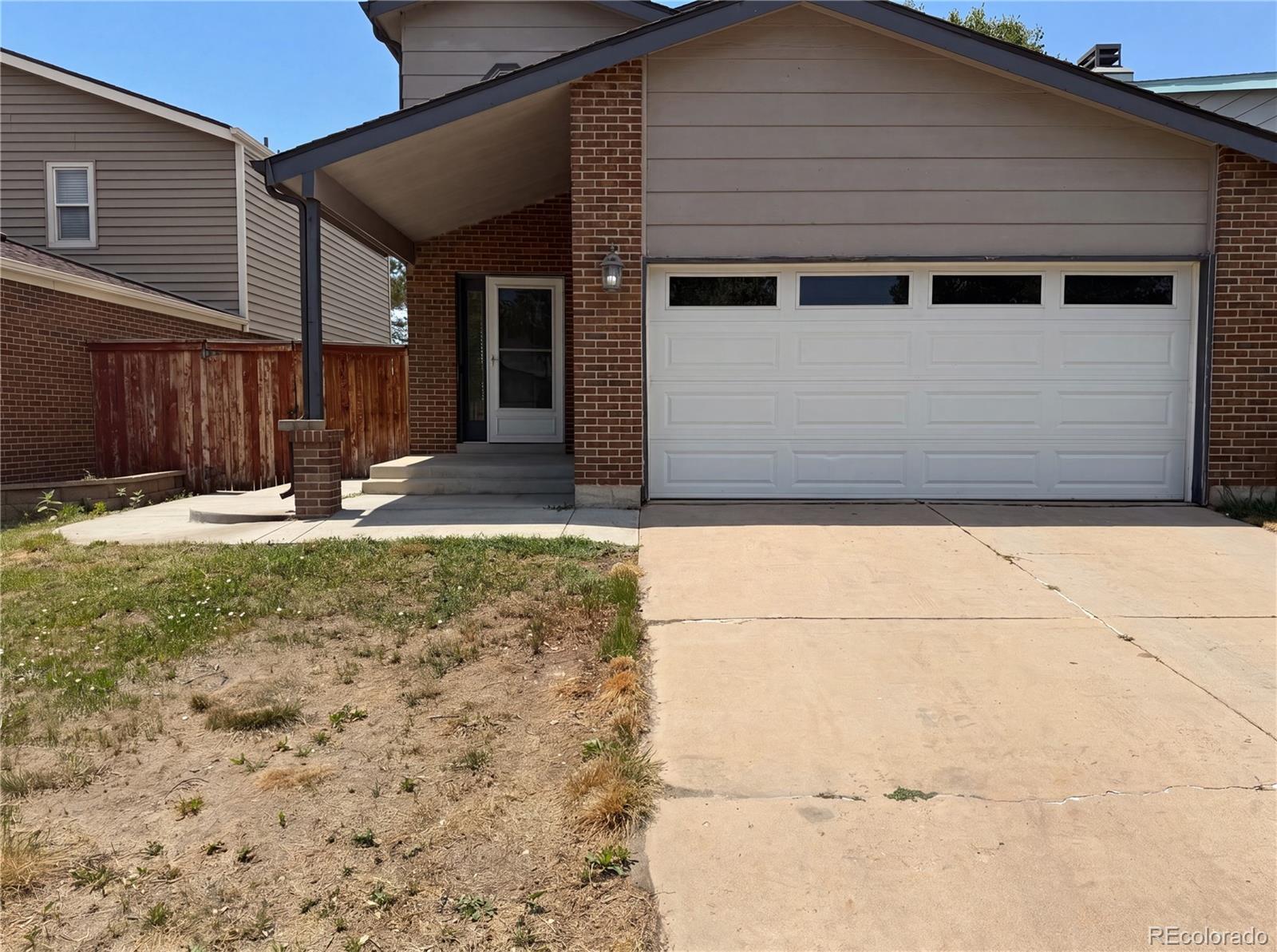 11835 Lincoln Street — photo
