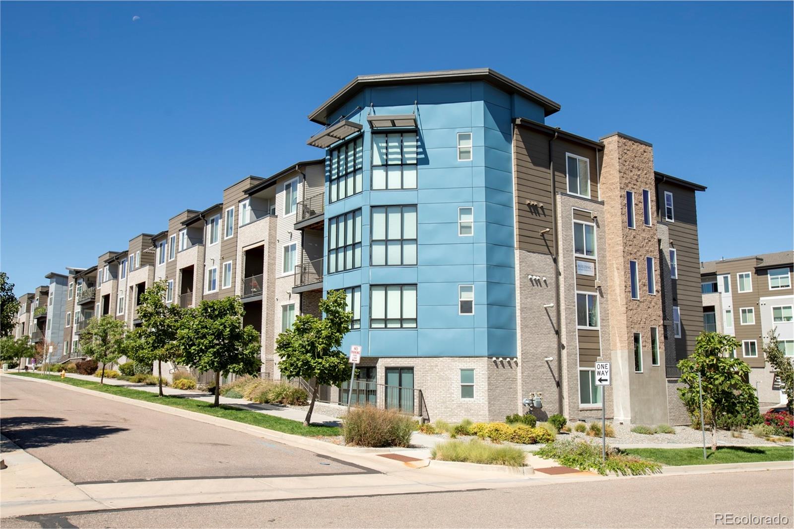 480 E Fremont Place 310 — photo