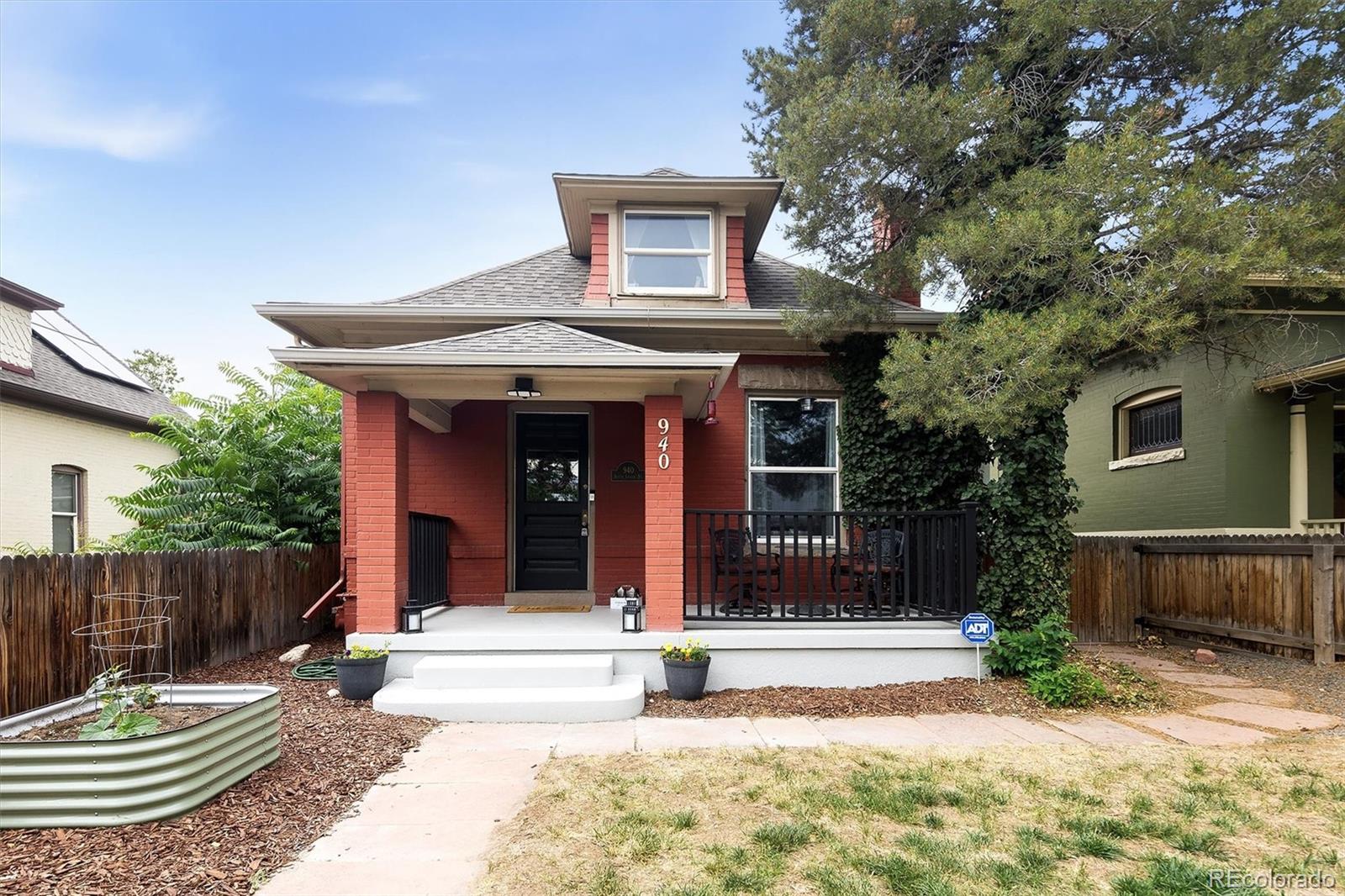 940 S Logan Street — photo