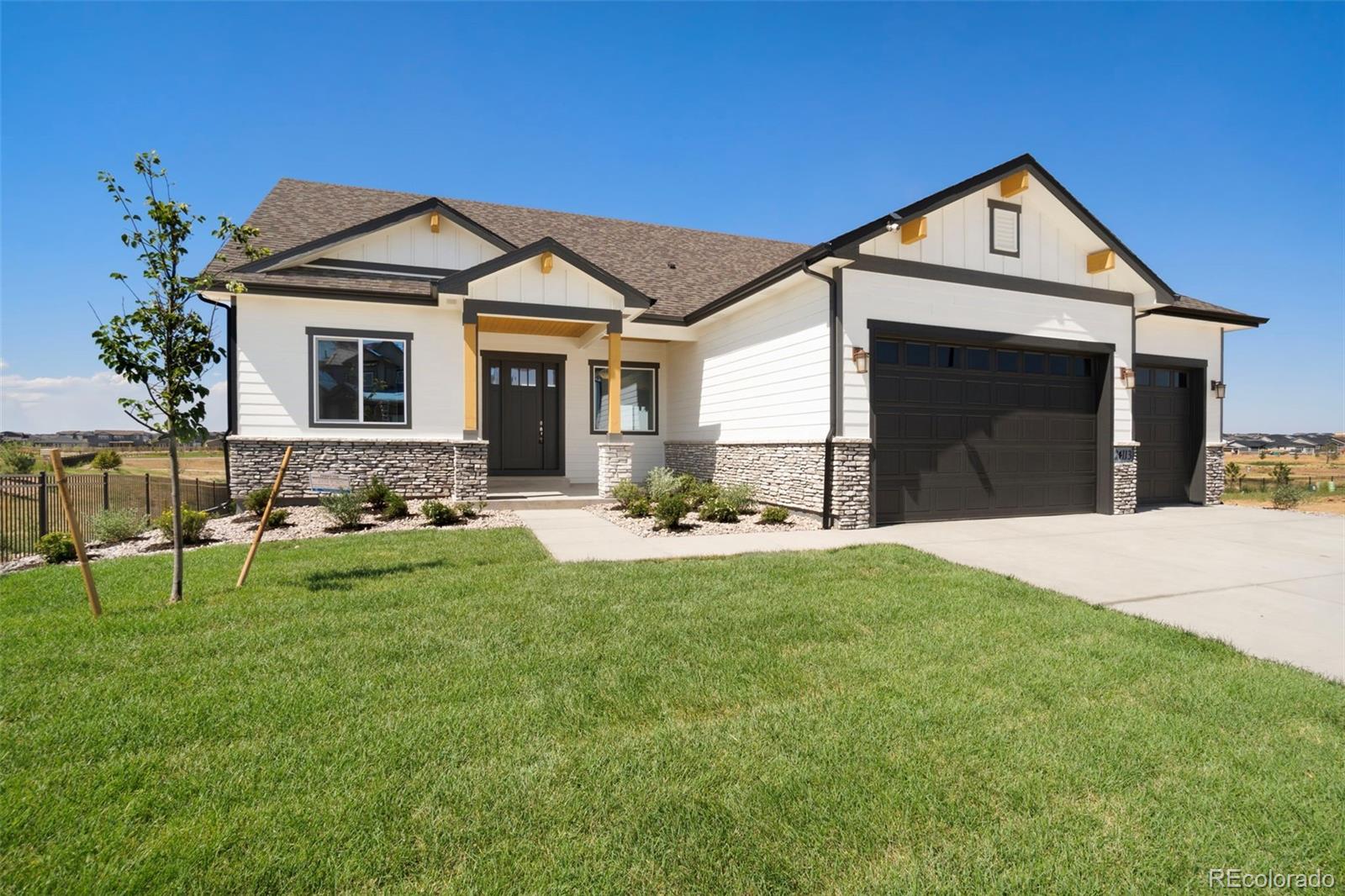 24113 E 36th Place — photo