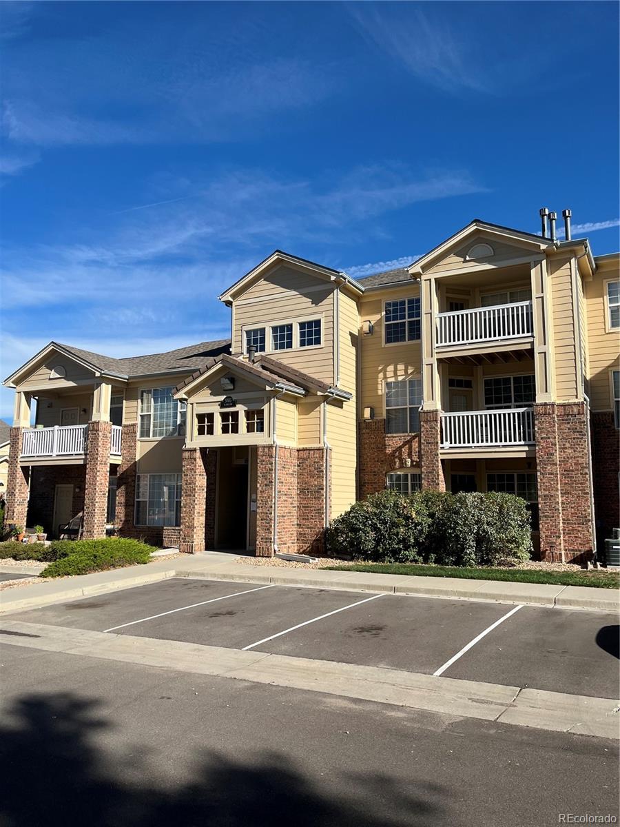 5765 N Genoa Way 1-305 — photo
