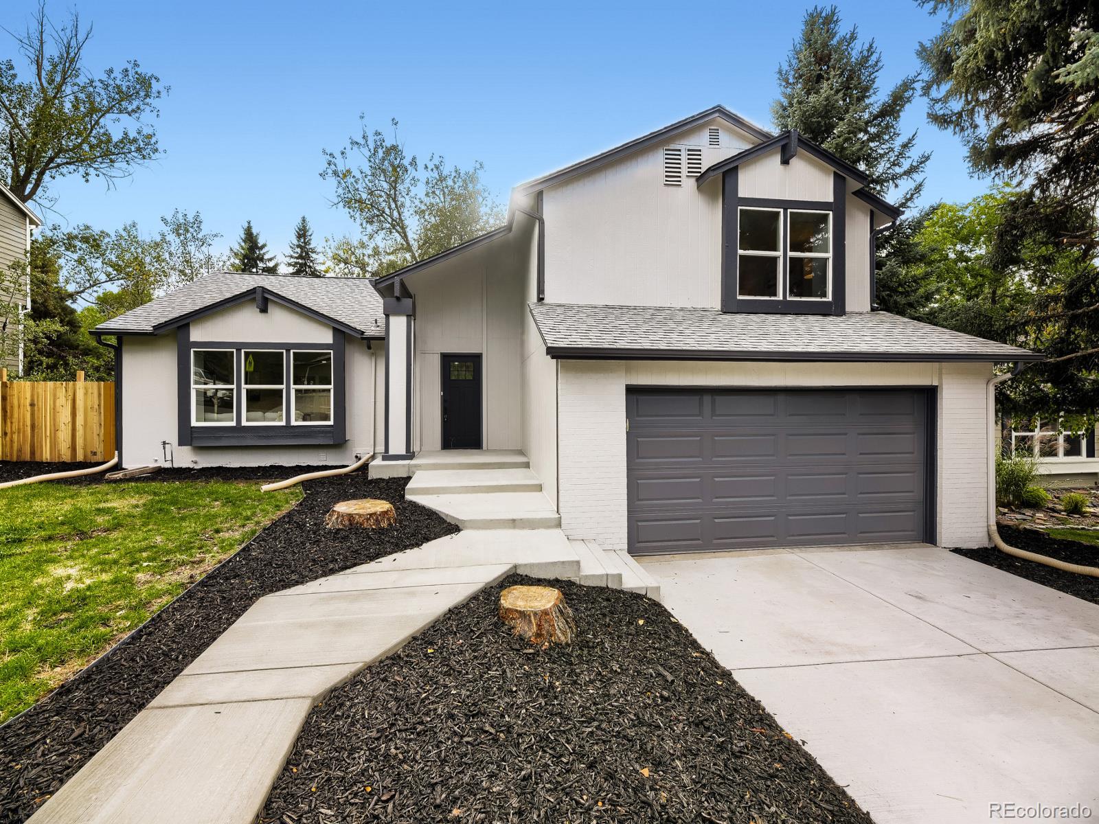 7711 S Rosemary Way — photo