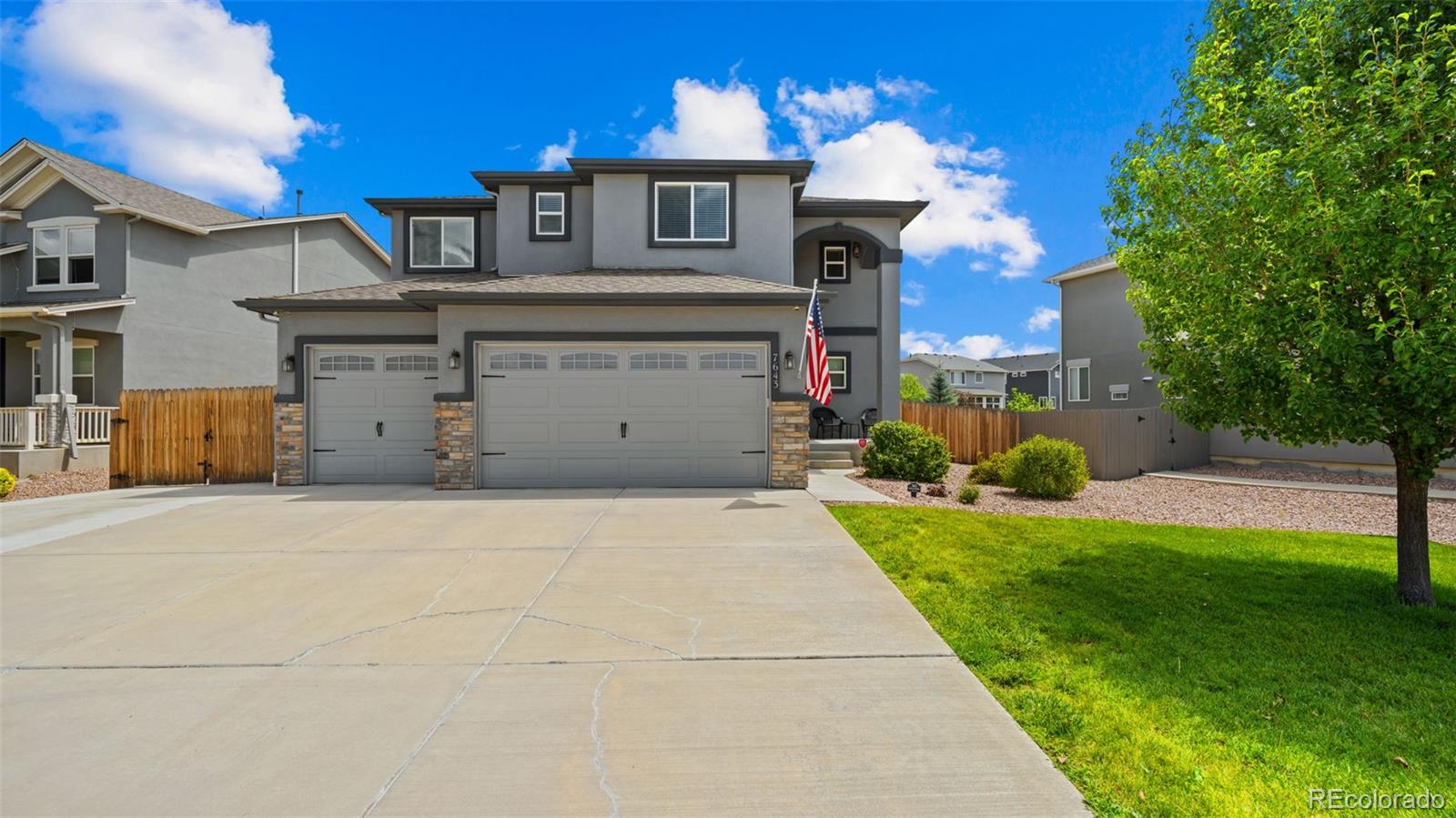 7643 Peachleaf Drive — photo