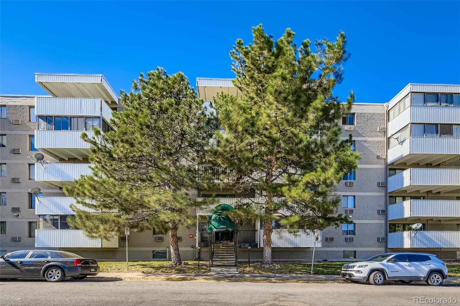 1011 S Ironton Street 306 — photo