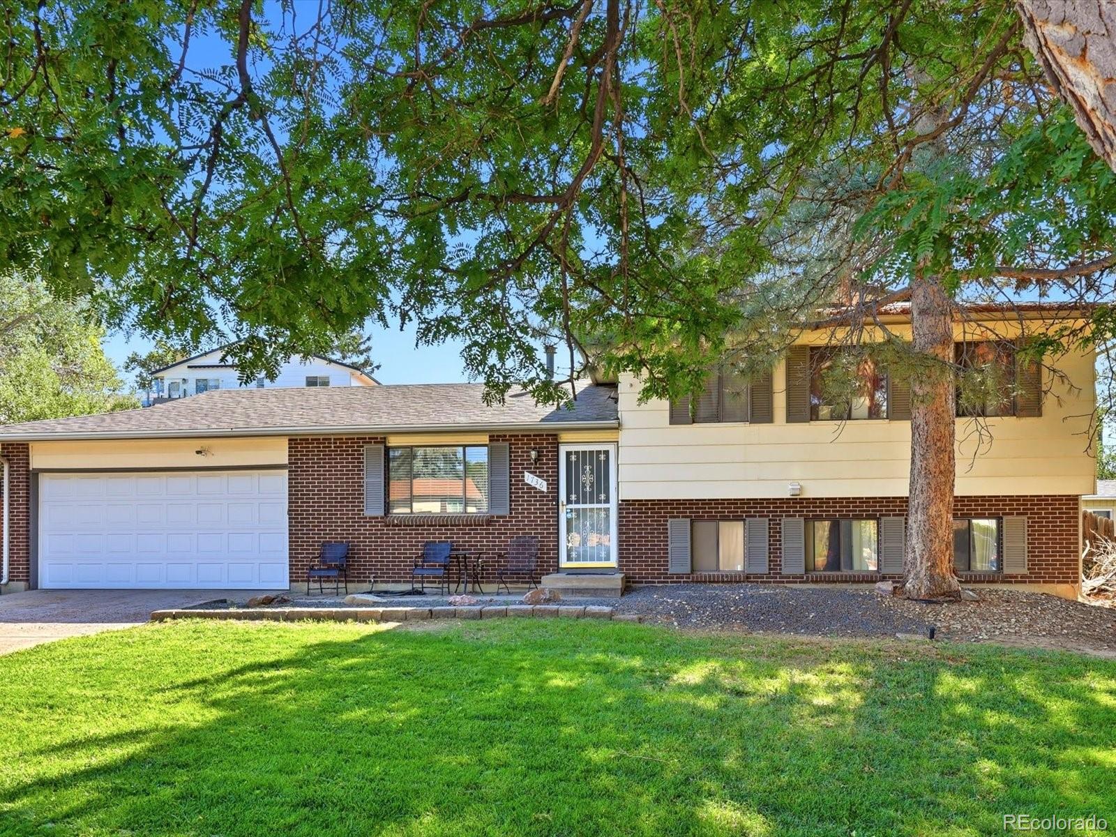 1736 S Olathe Street — photo