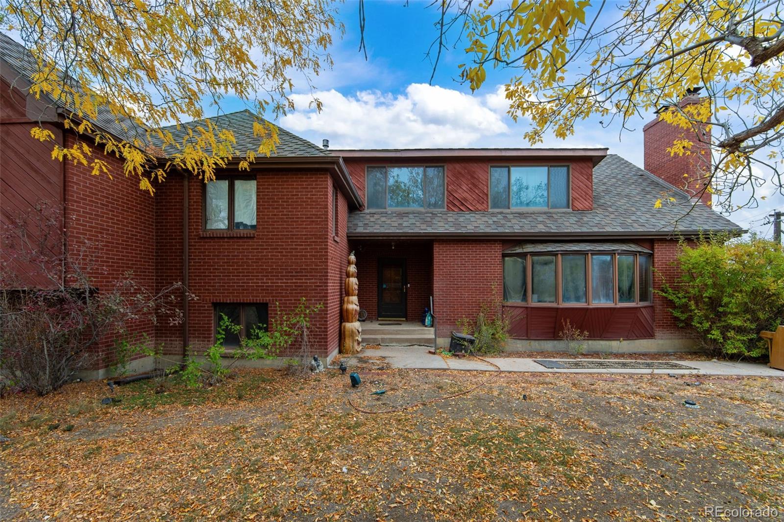 751 Baxter Road — photo