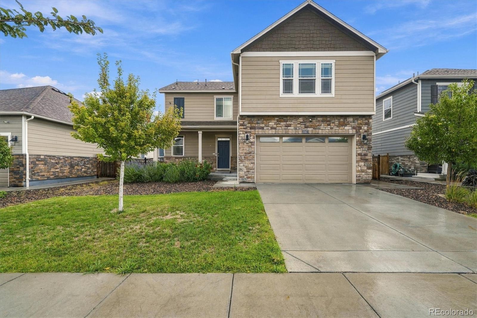 6047 N Halifax Court — photo