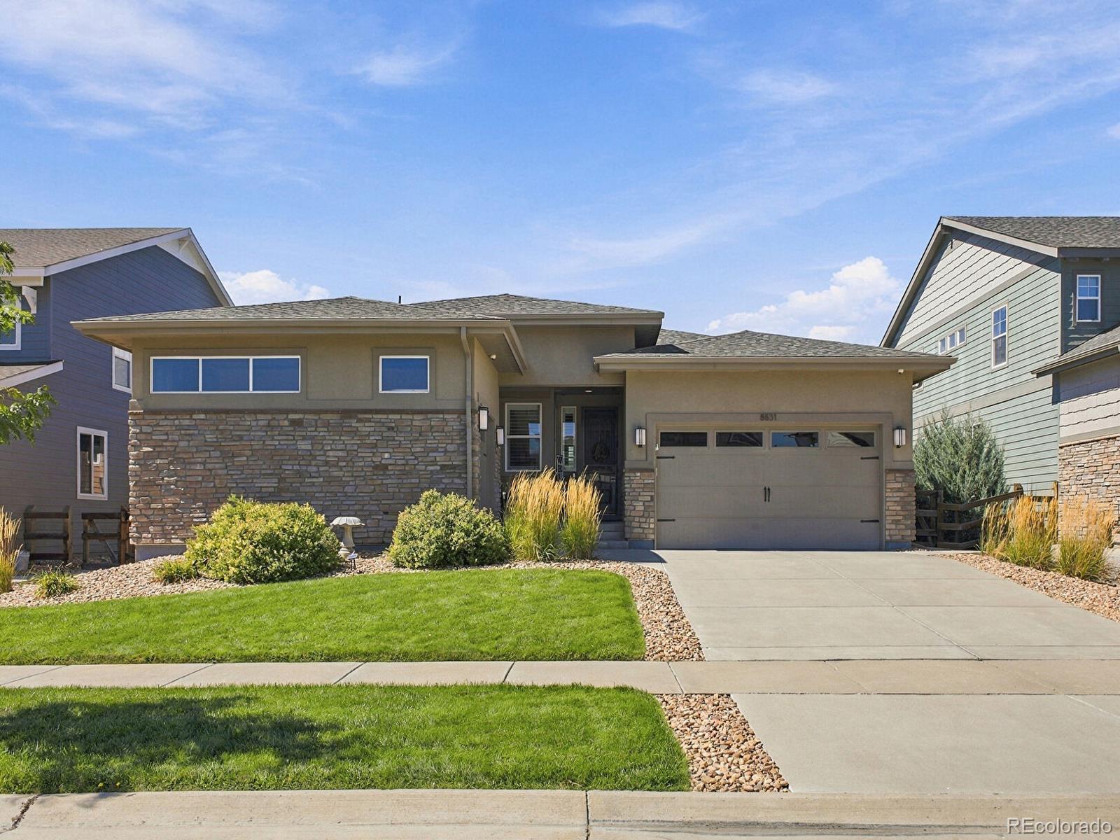 8831 Flagstaff Street — photo