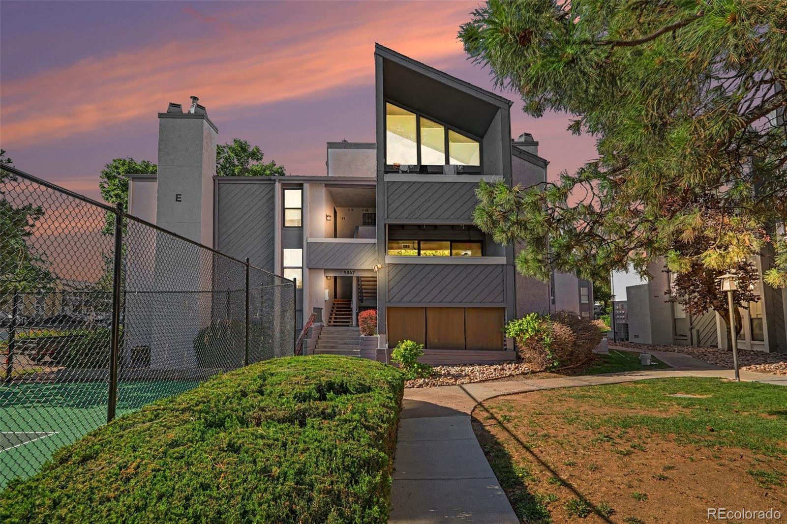 9867 E Peakview Avenue E06 — photo