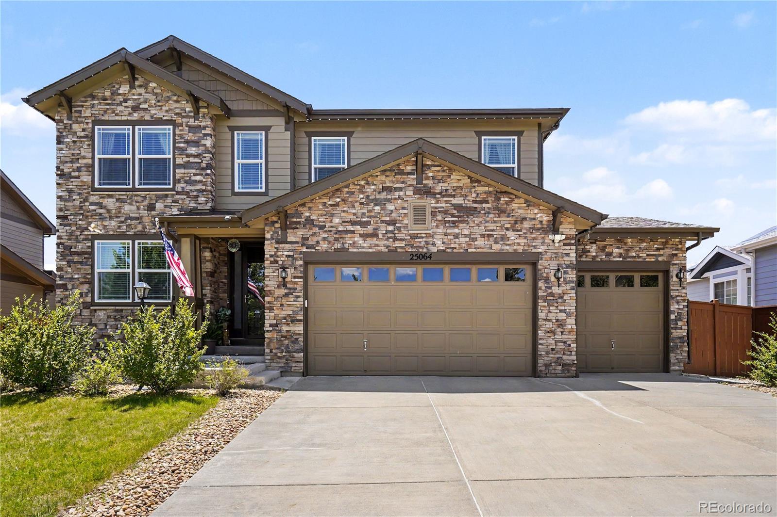 25064 E Archer Place — photo