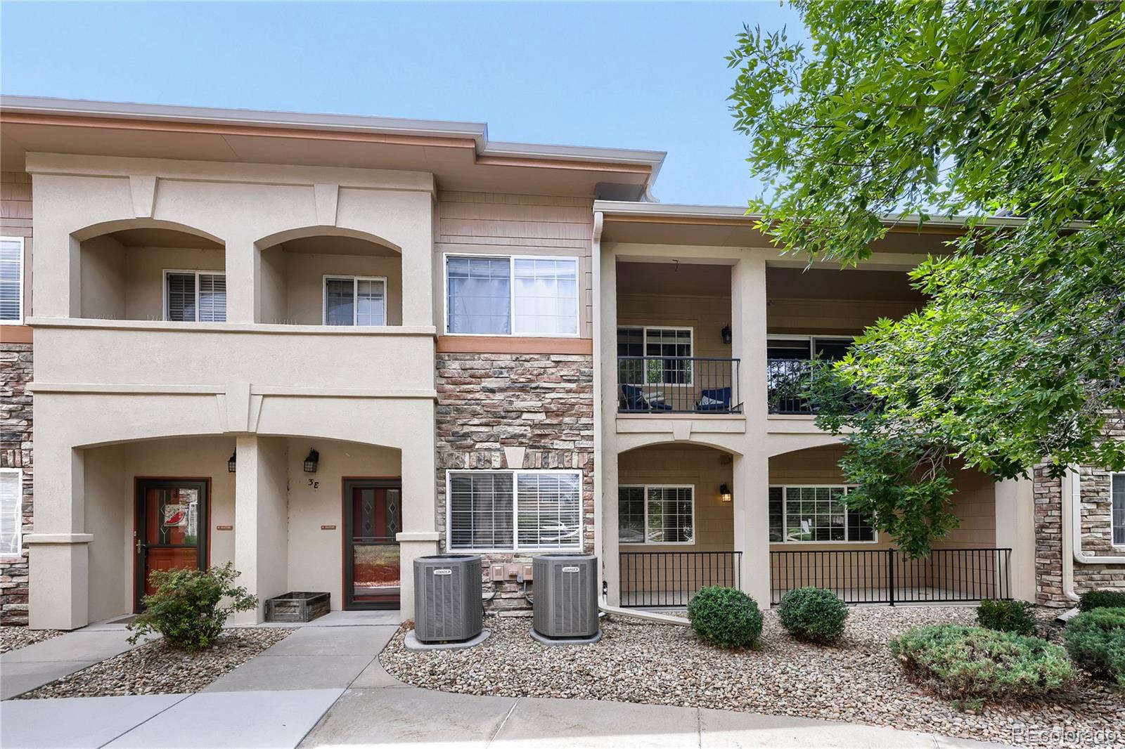 1703 Whitehall Drive 3E — photo