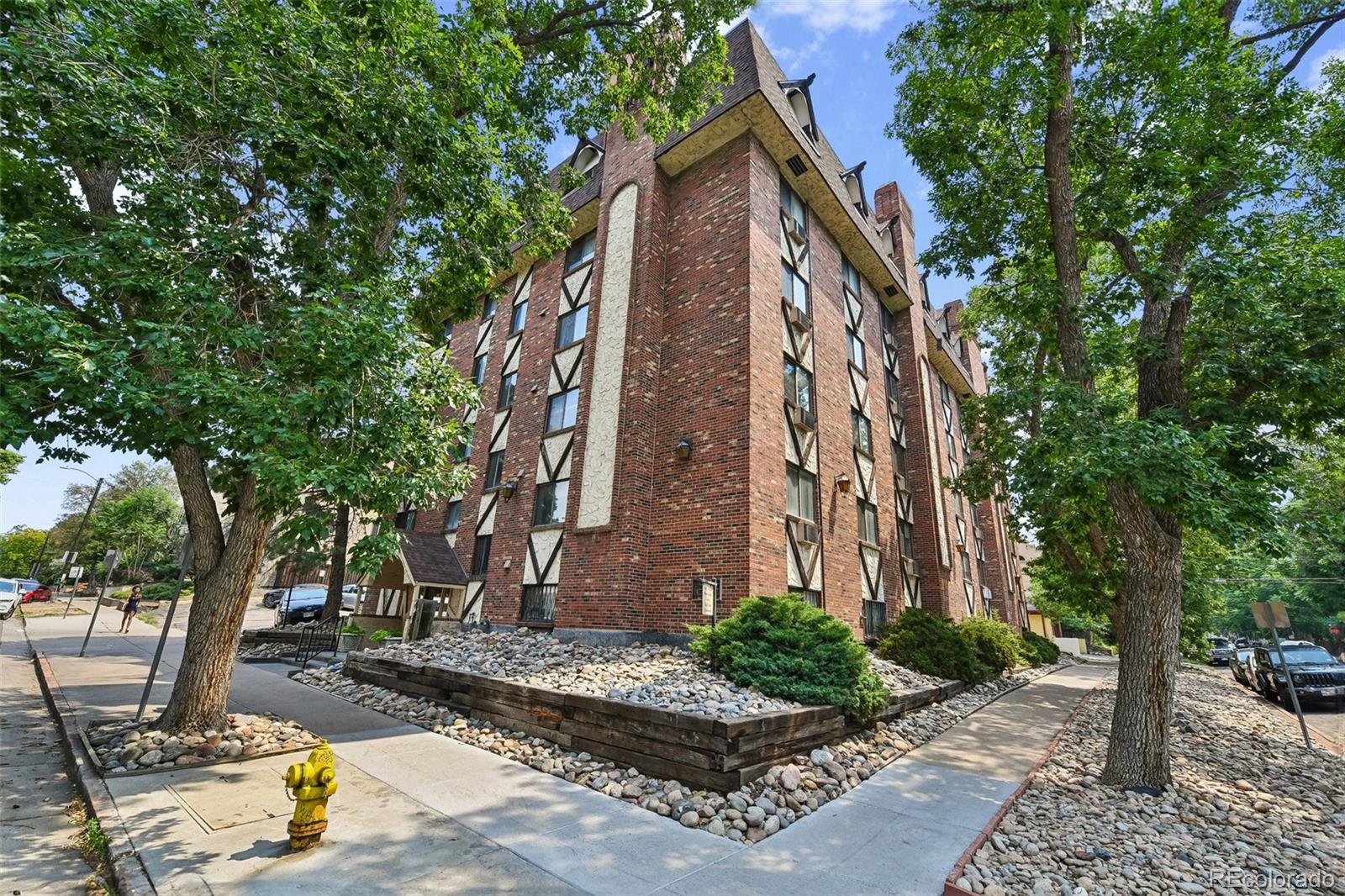 1008 N Corona Street 502 — photo