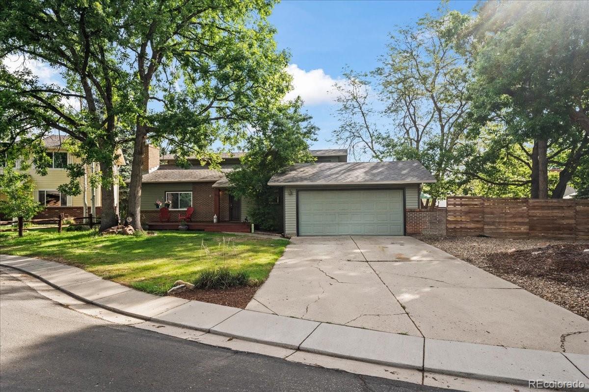 1100 Atlas Circle — photo