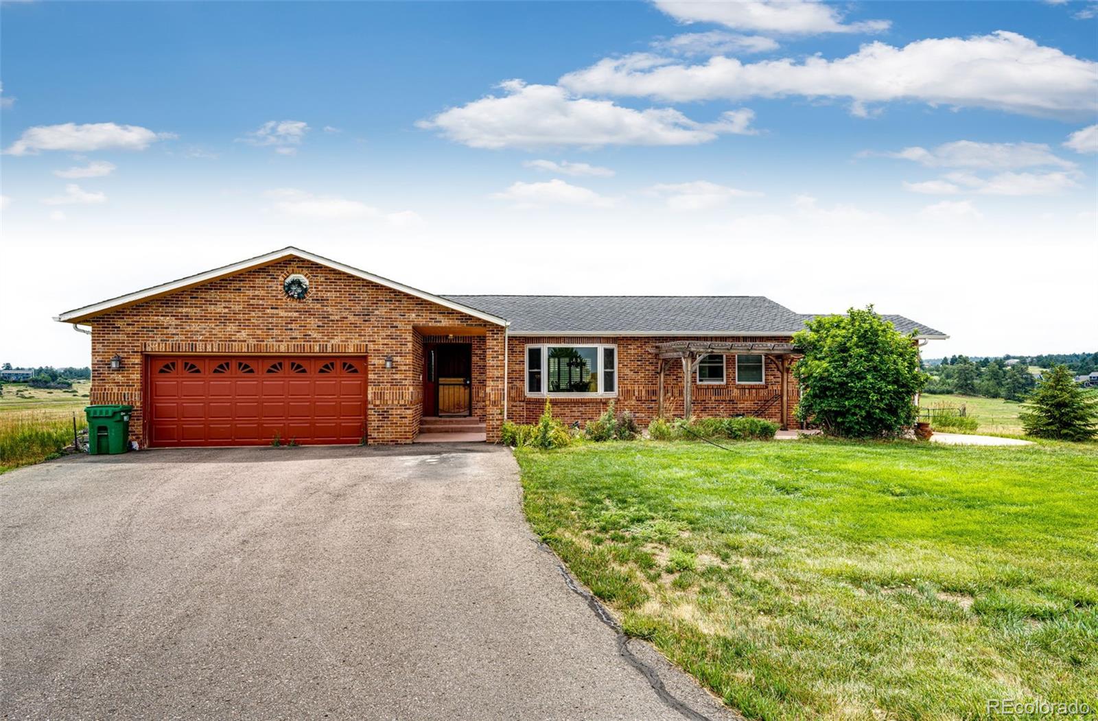 2218 Deerpath Road — photo