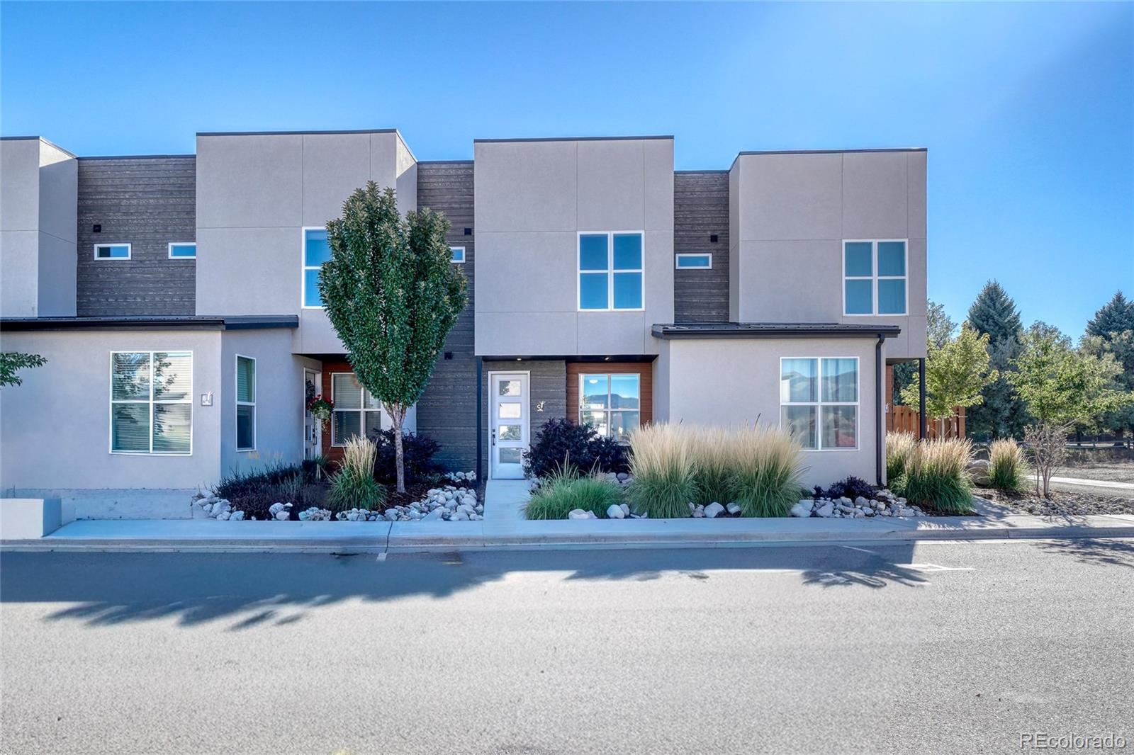 1005 Dezi Drive C — photo