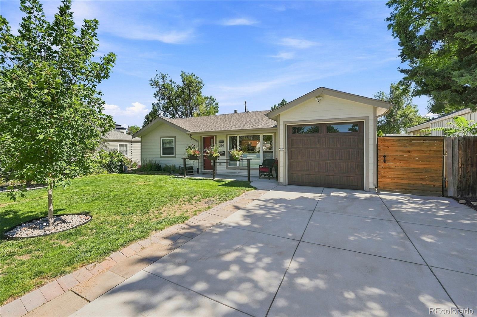 1250 S Elm Street — photo