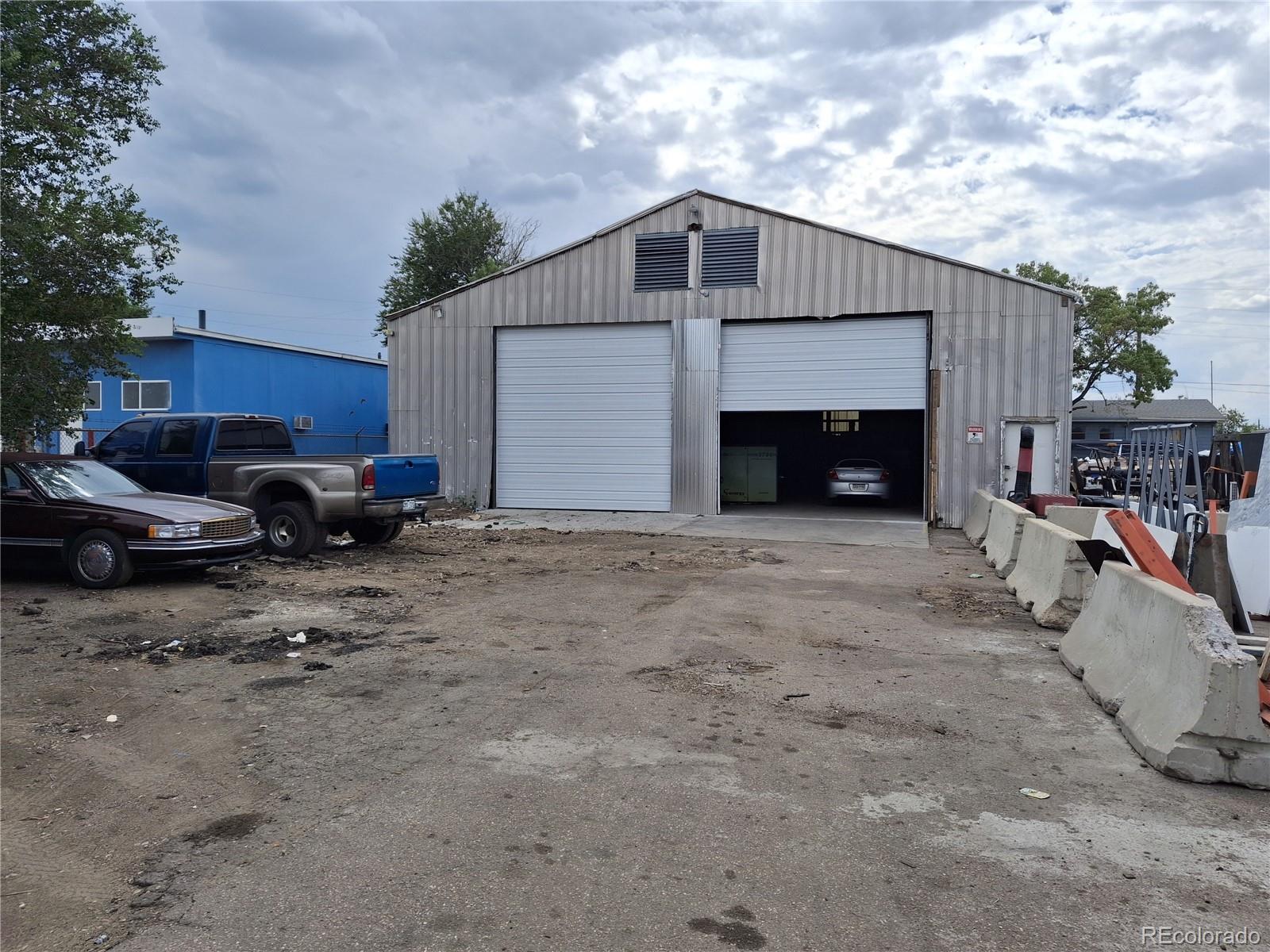 8777 Brighton Road — photo