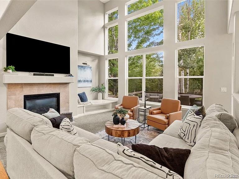 23585 E Maple Hills Avenue — photo