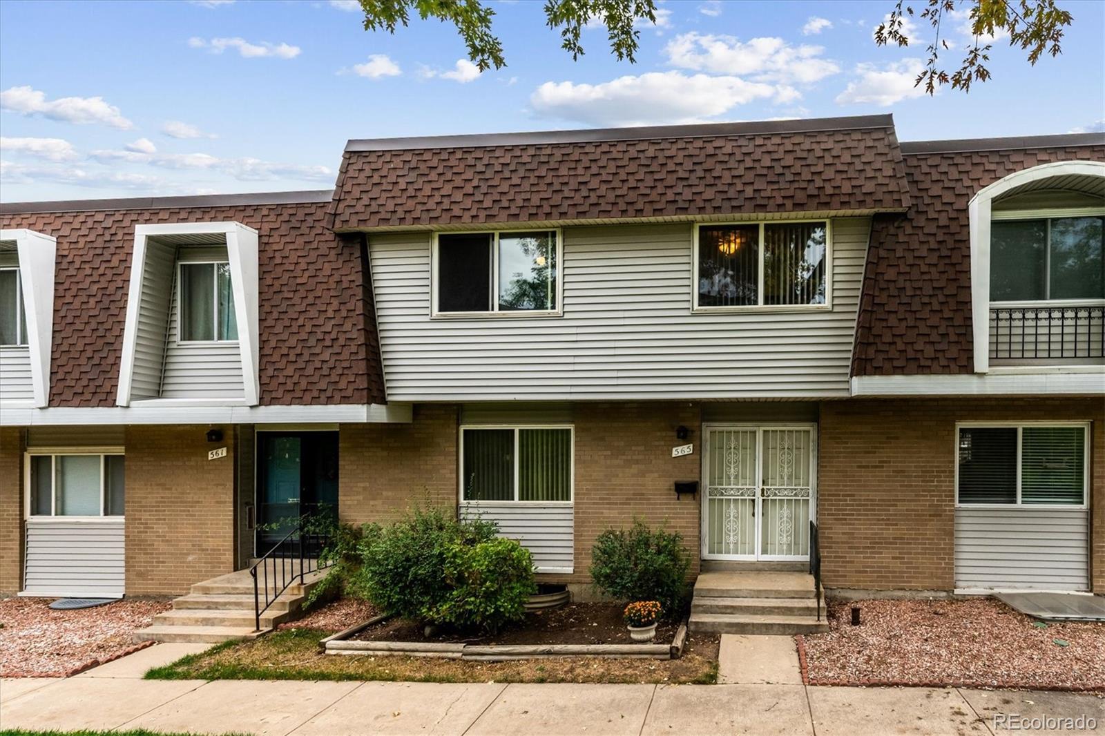 565 S Xenon Court — photo