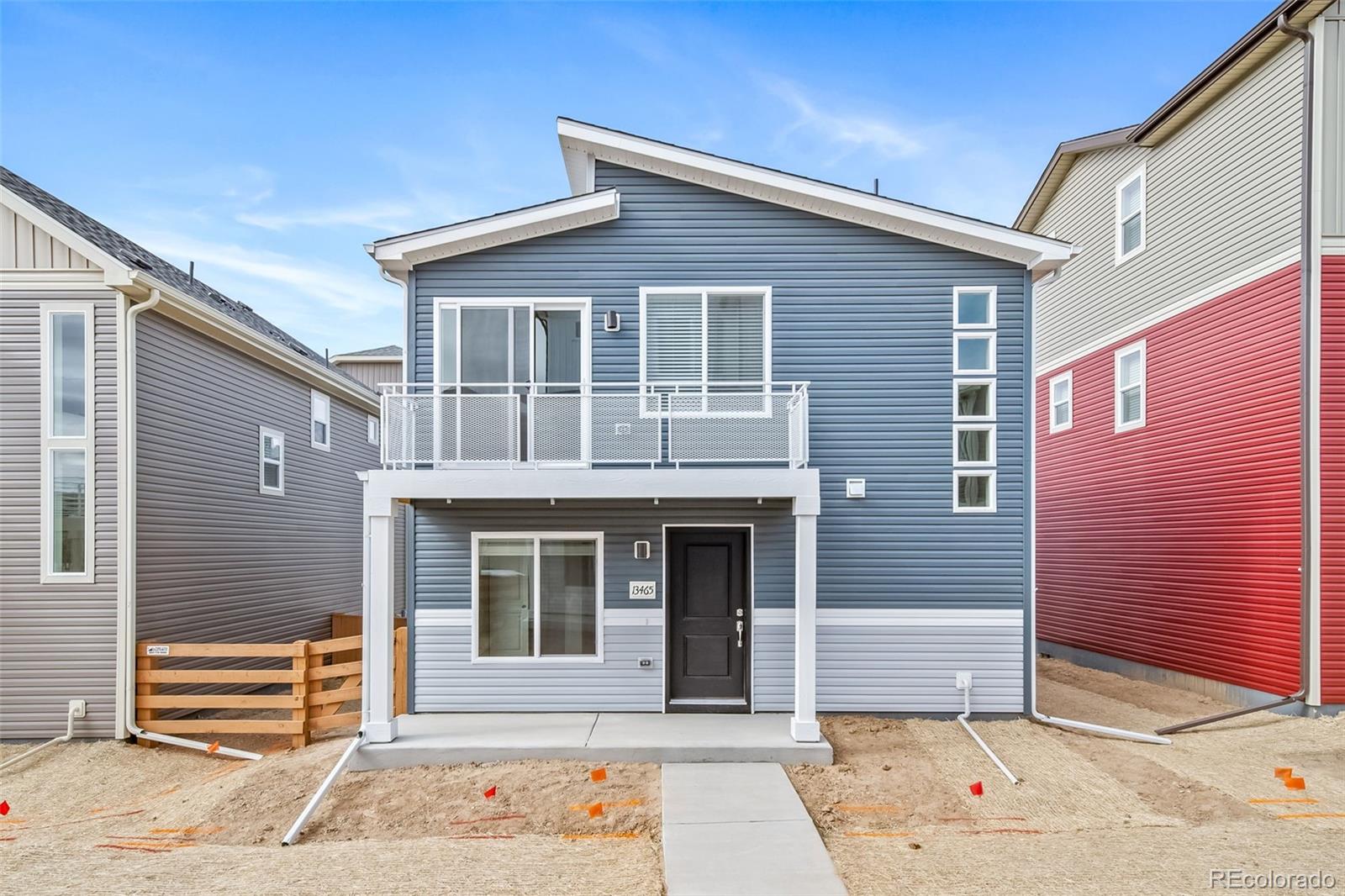 46554 Gold Prairie Drive — photo