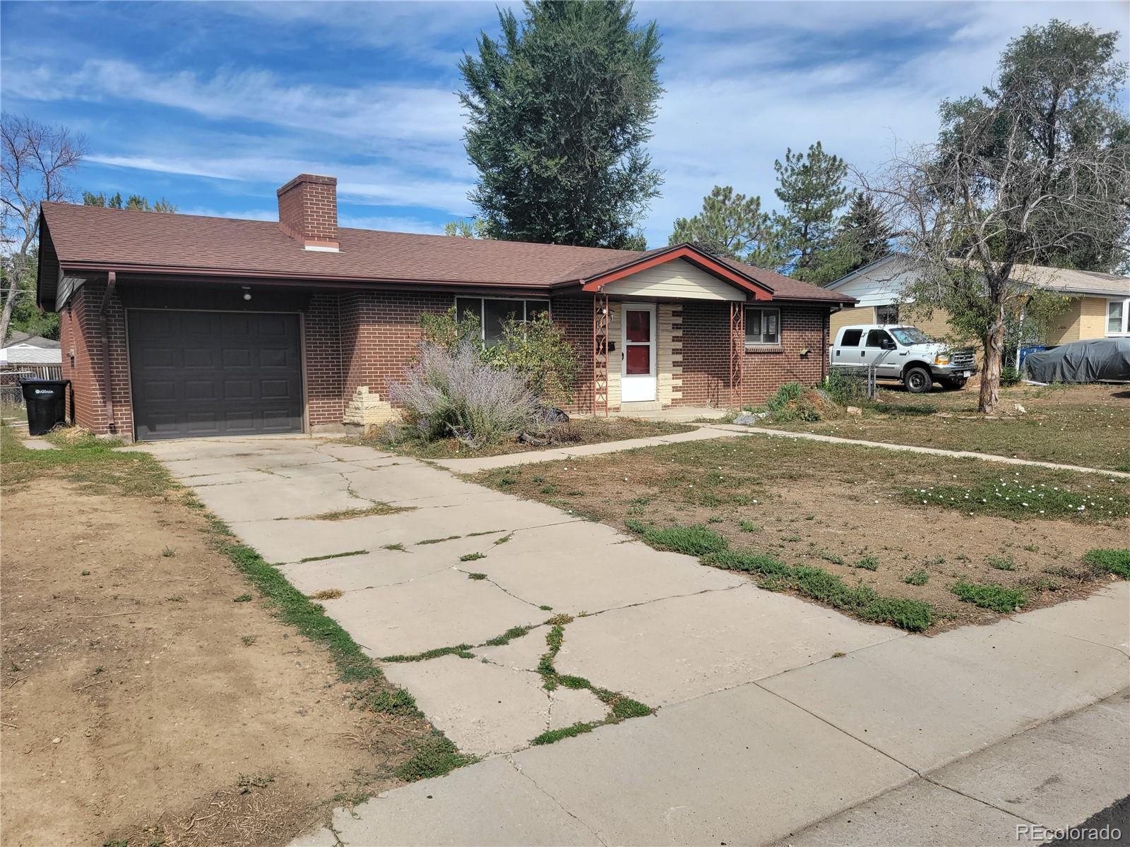 8159 N Benton Way — photo