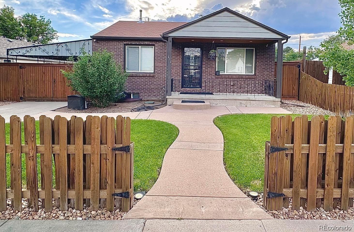 615 Osceola Street — photo