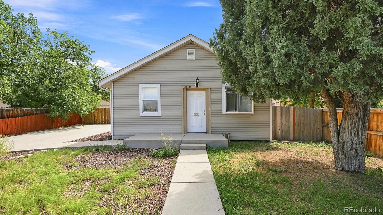 2430 W Iliff Avenue — photo