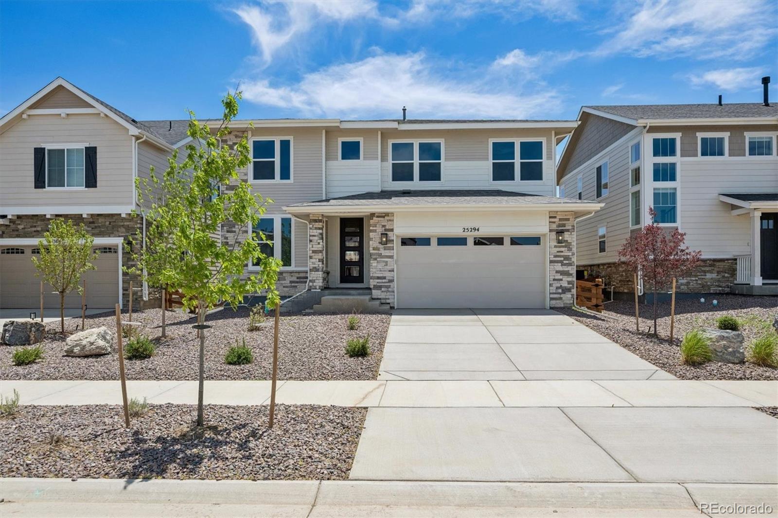 25294 E Warren Place — photo