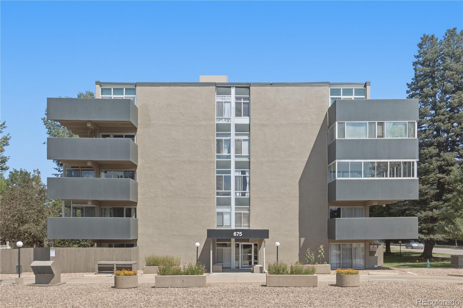 675 S University Boulevard 301 — photo