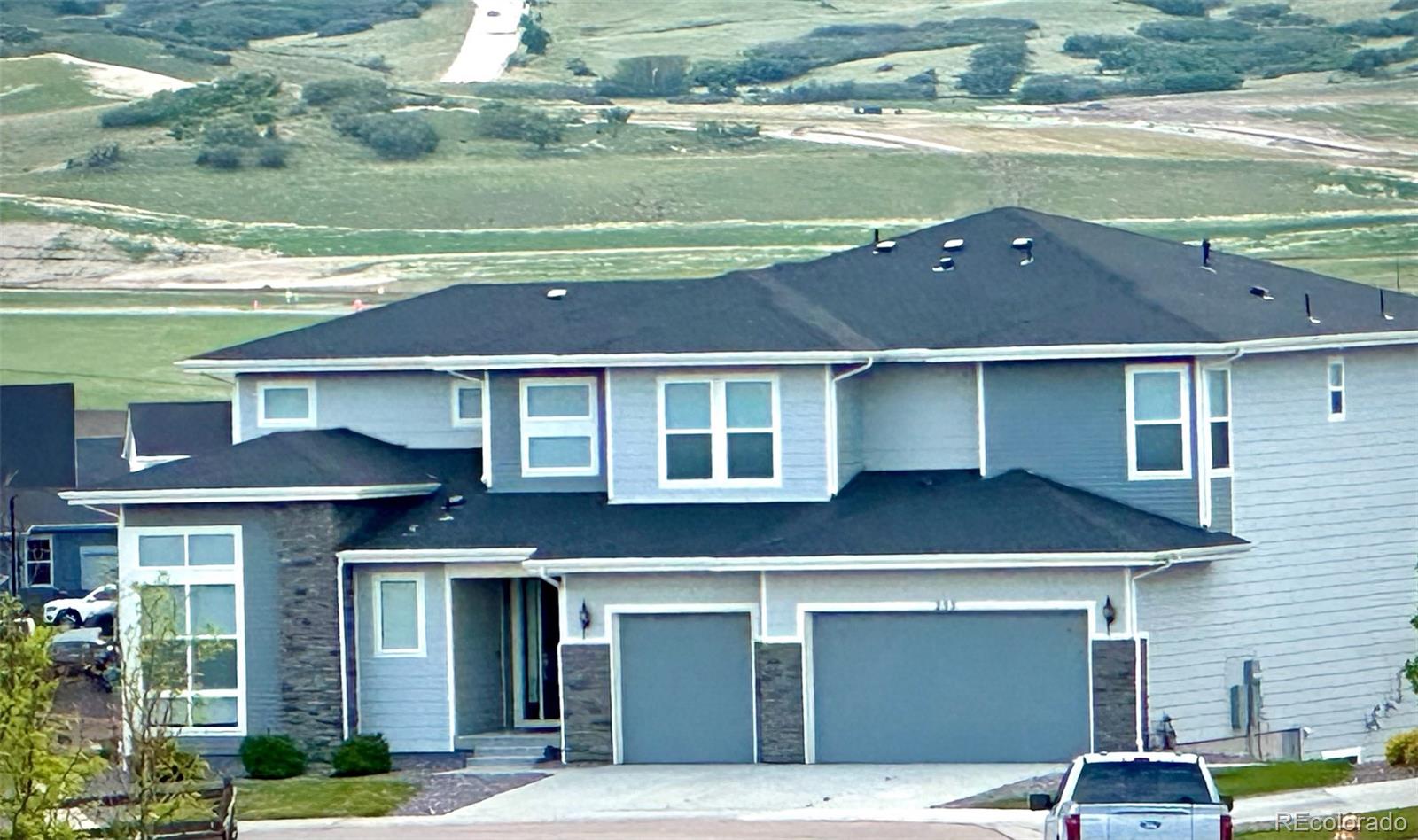 255 Rogers Court — photo