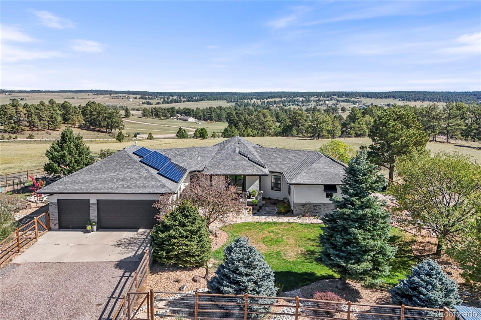 2289 Windmill Circle — photo