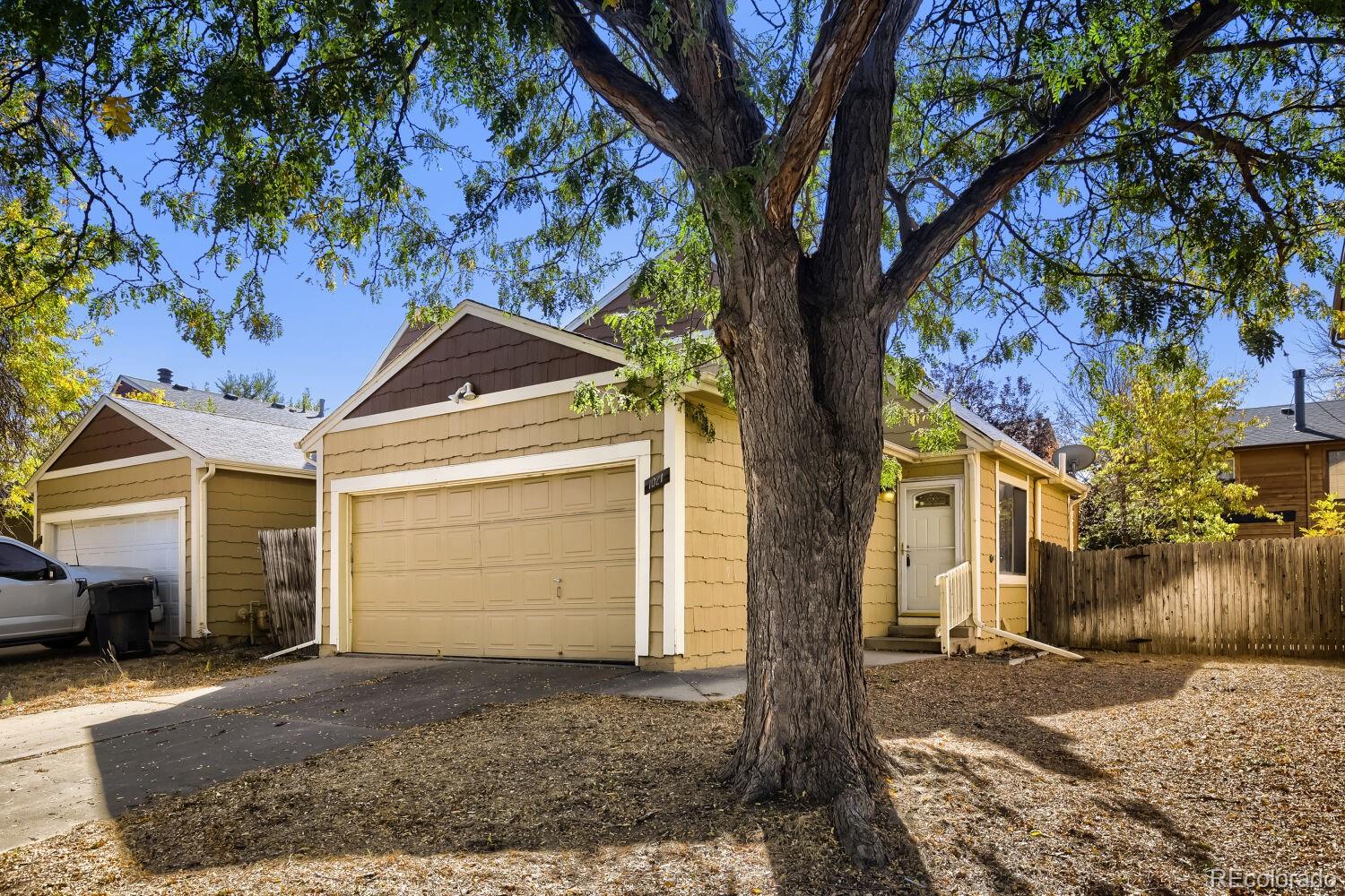 1021 Townley Circle — photo