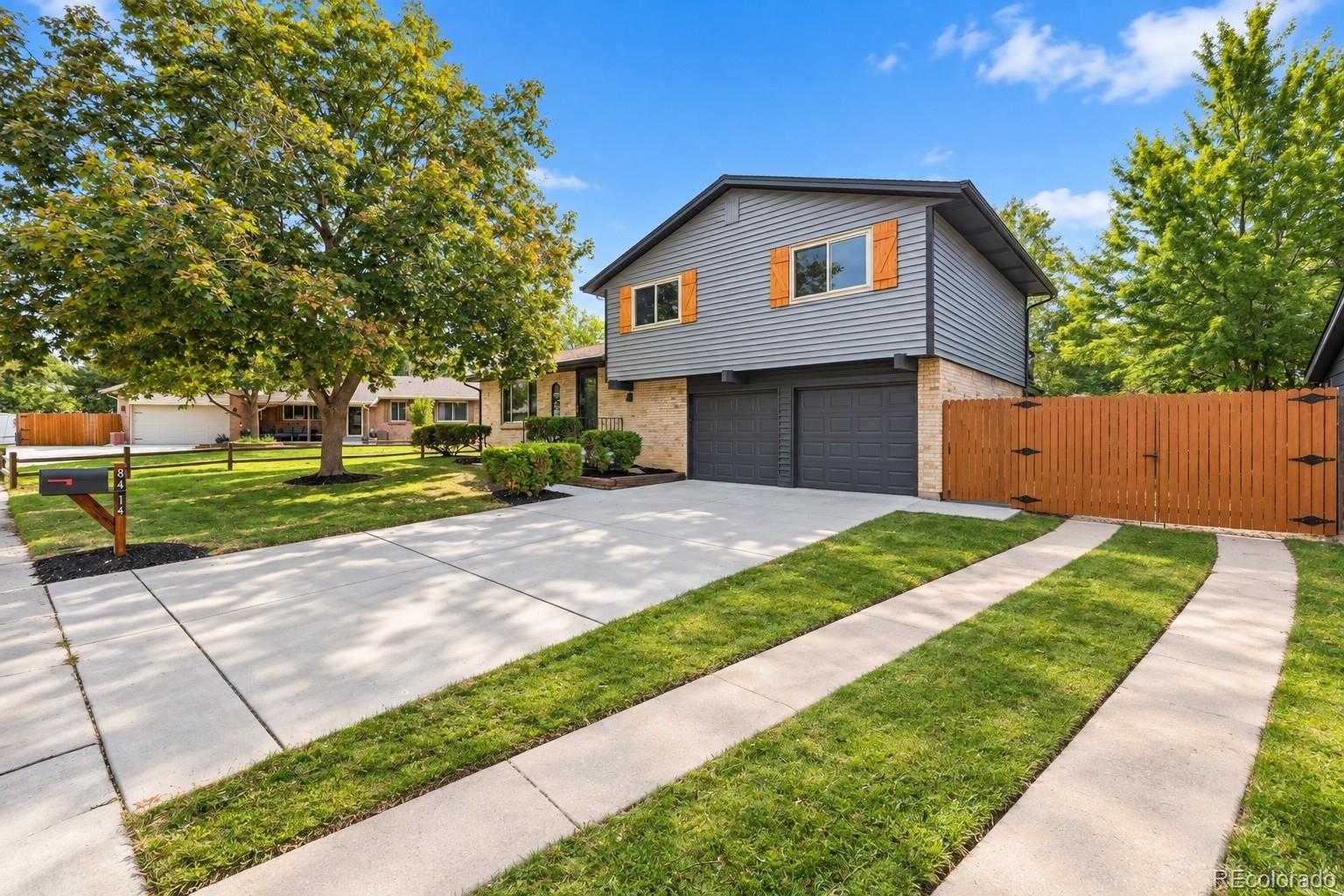 8414 Kendall Court — photo