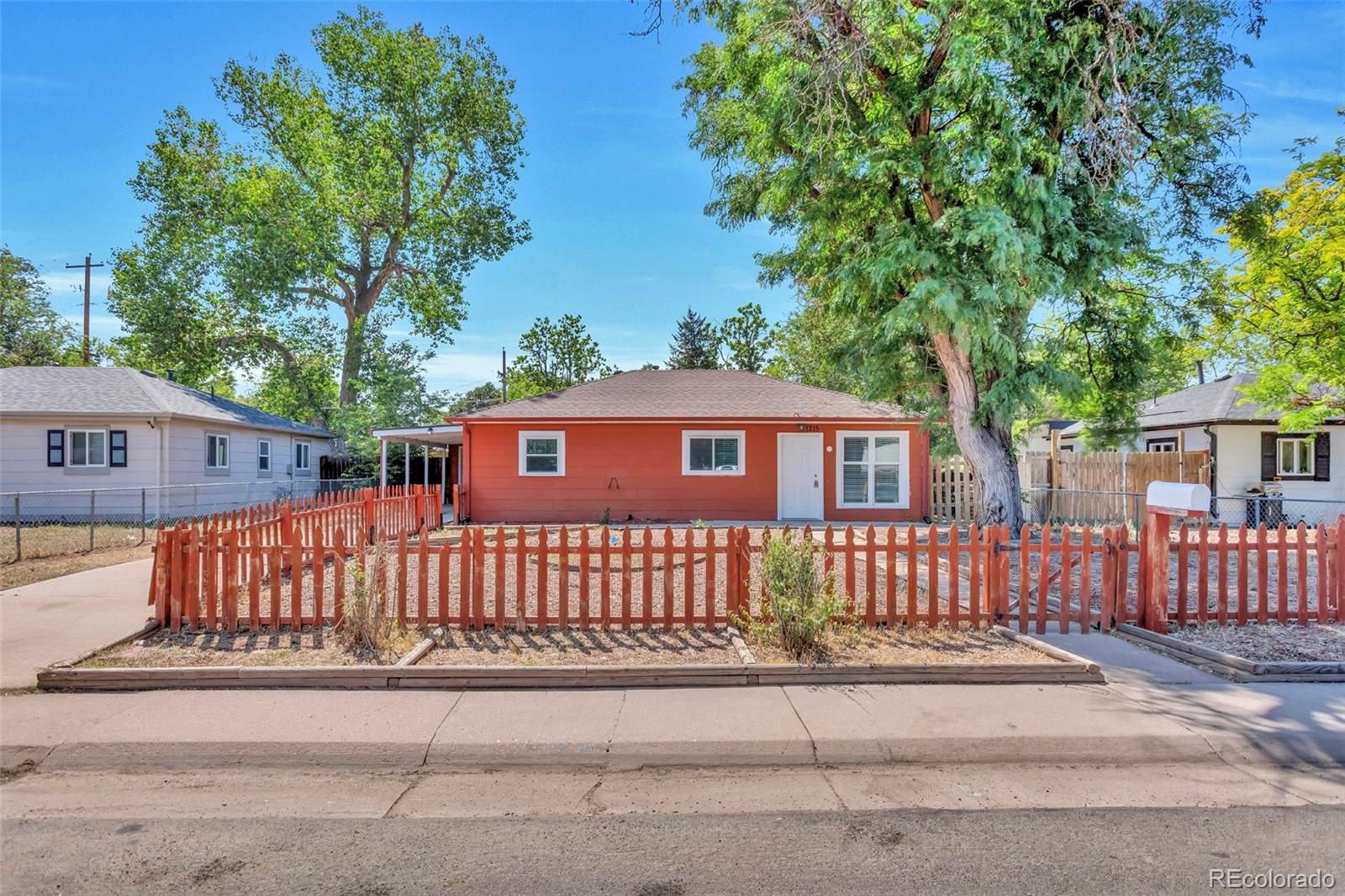 1215 Yuba Street — photo