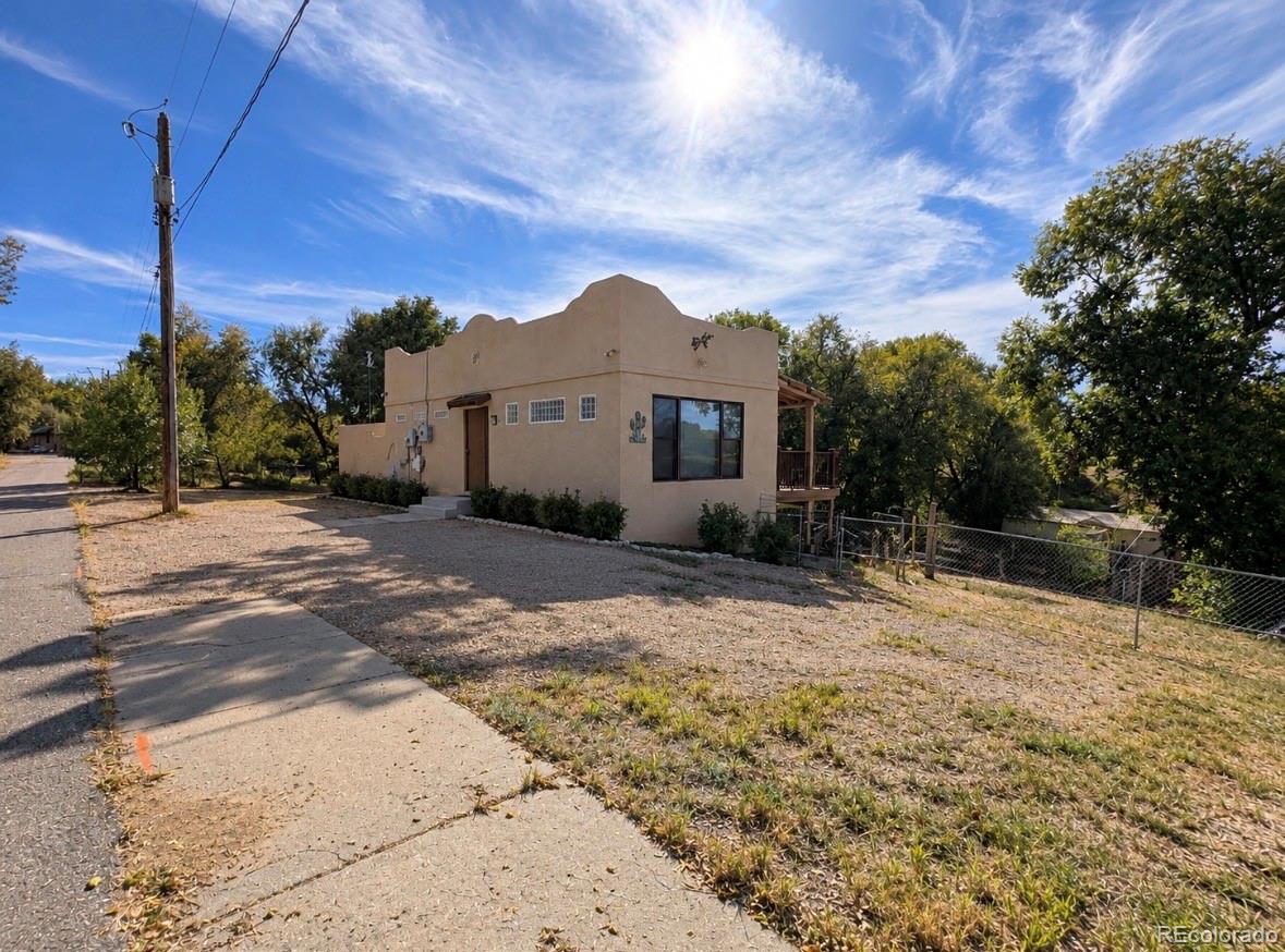 211 Vercelli Drive — photo