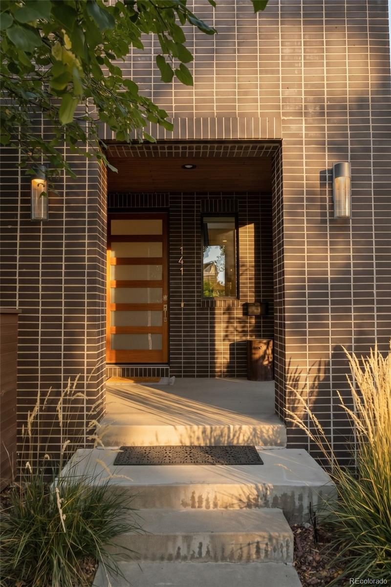 1141 S Cook Street — photo