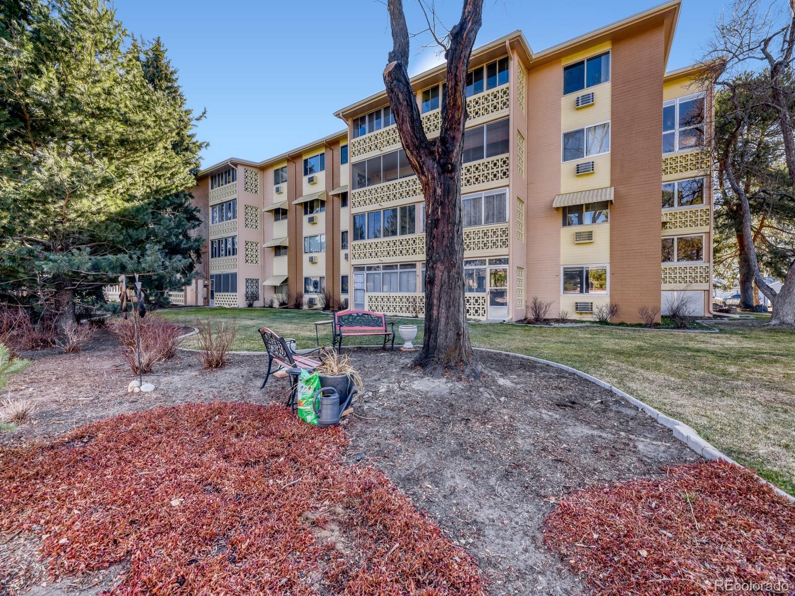 650 S Clinton Street 5C — photo