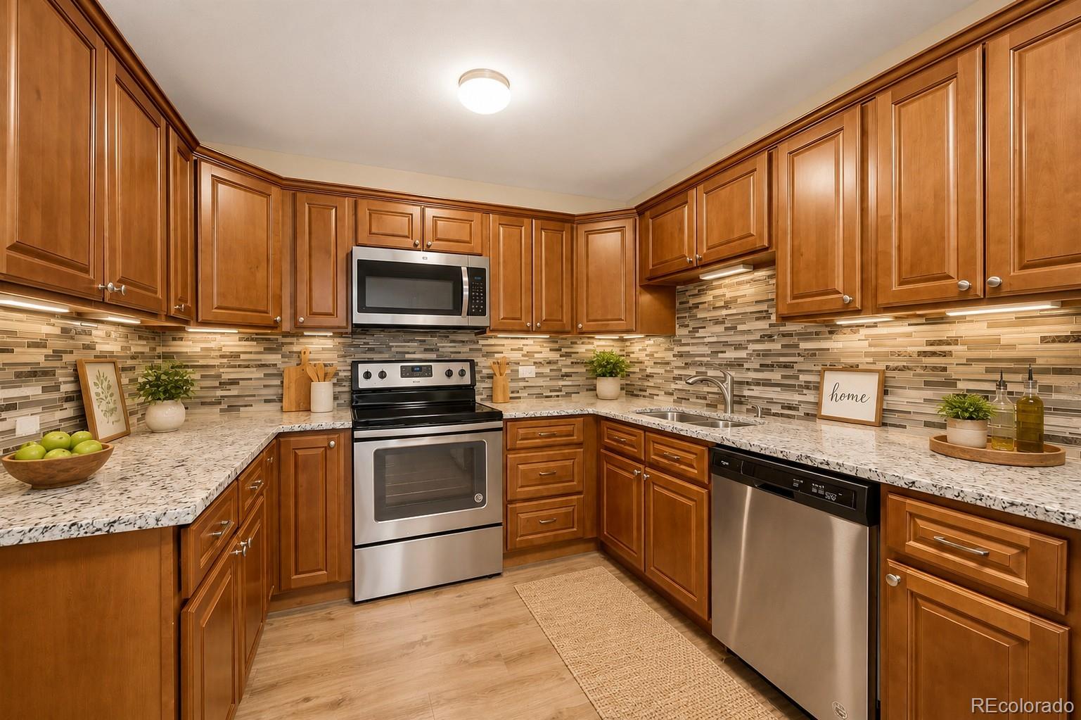 720 S Clinton Street 7C — photo