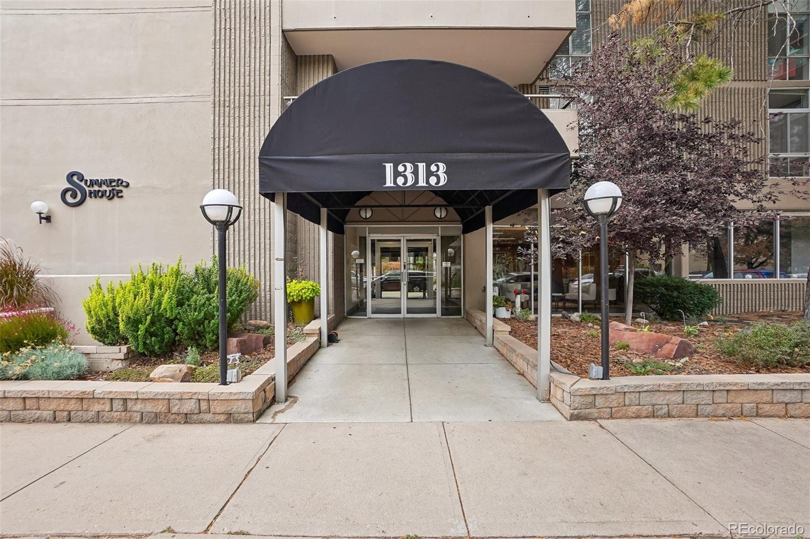 1313 N Williams Street 405 — photo