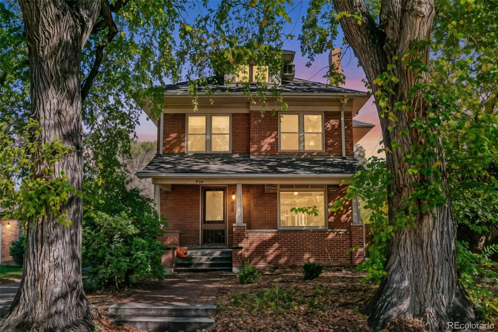 736 Elm Street — photo