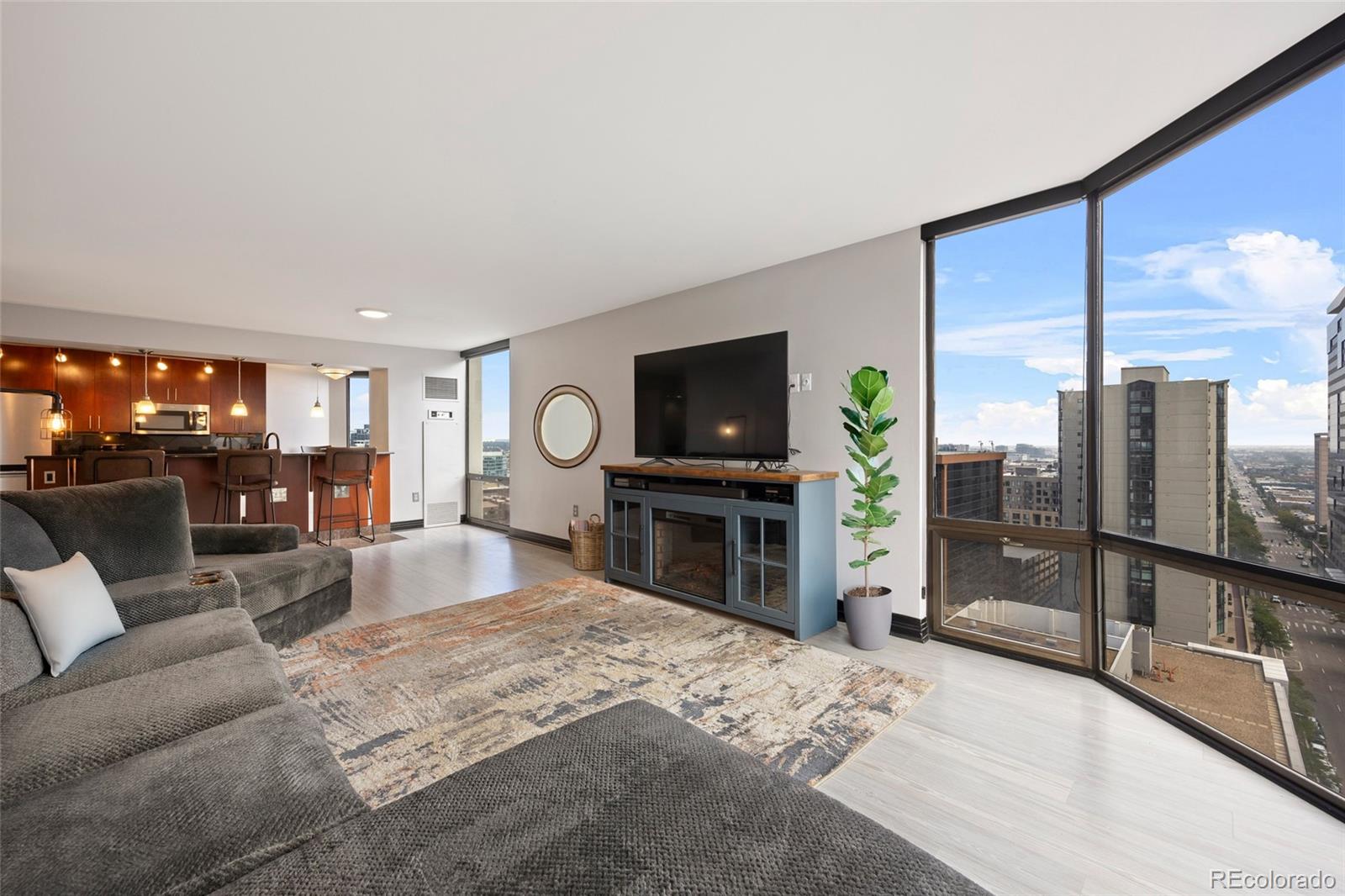 1625 Larimer Street Unit 2105 — photo