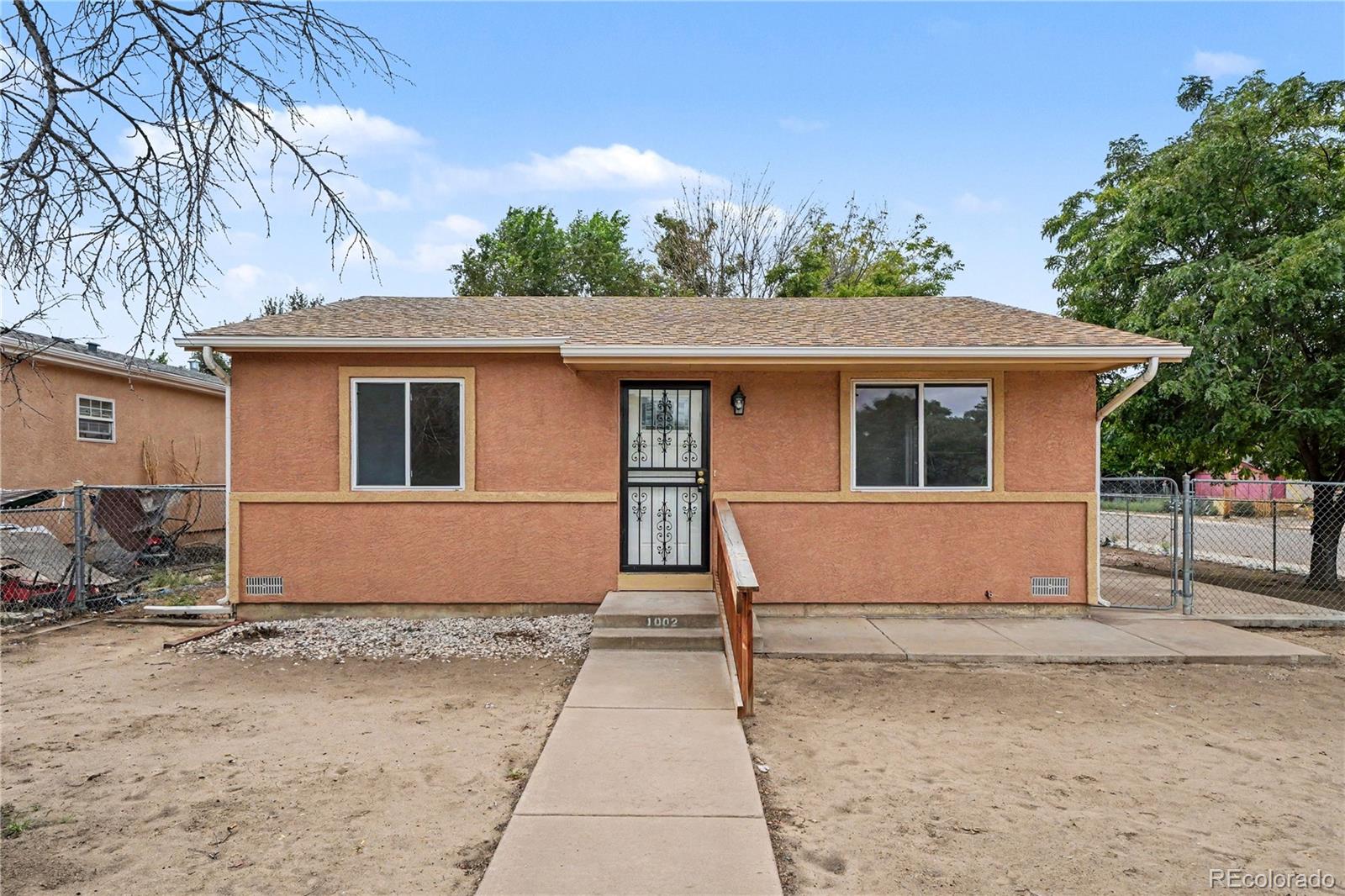 1002 Catalpa Street — photo