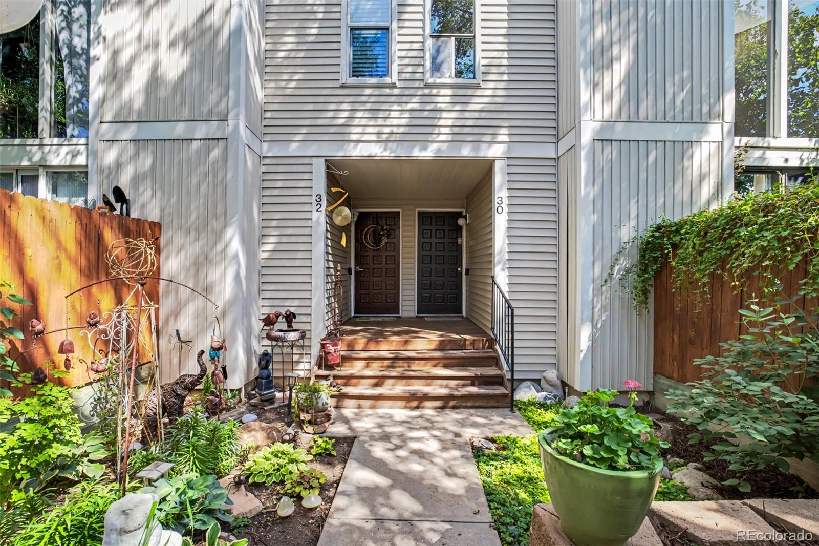 1050 S Monaco Street Parkway 30 — photo
