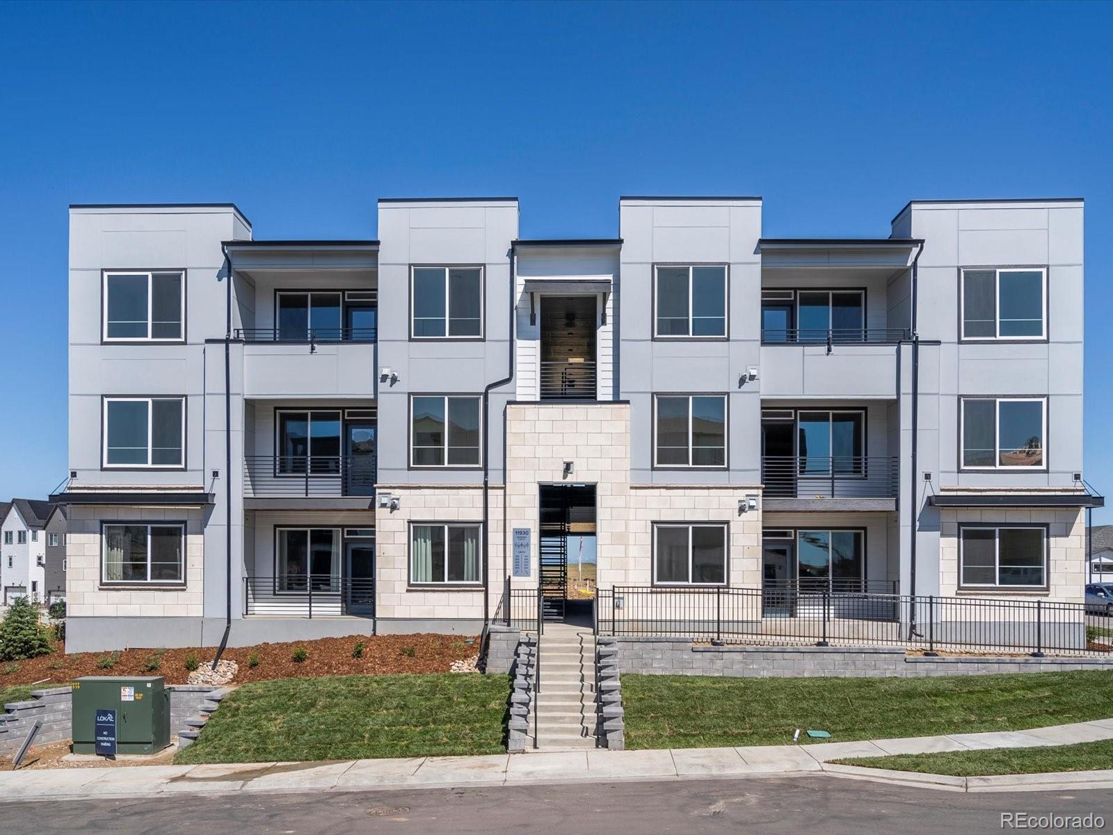 11980 Soprano Circle 201 — photo