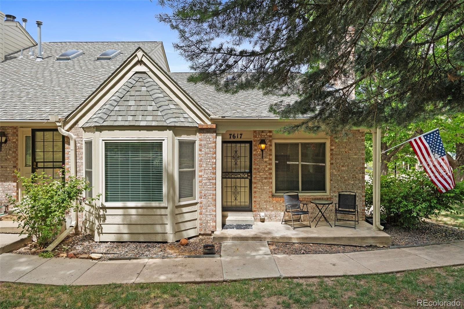 7617 S Cove Circle — photo